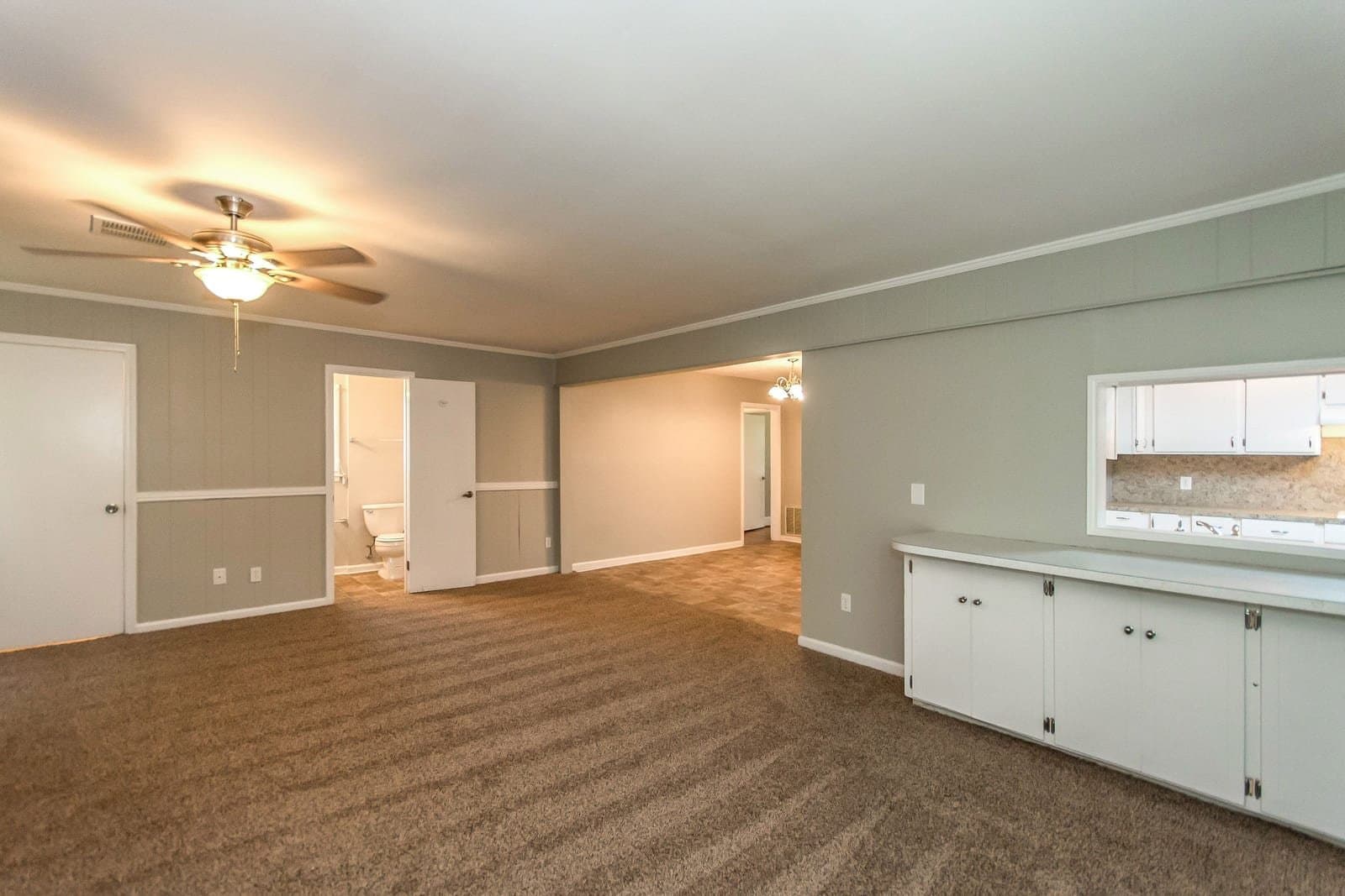 Montgomery House: 973 Parkwood Court