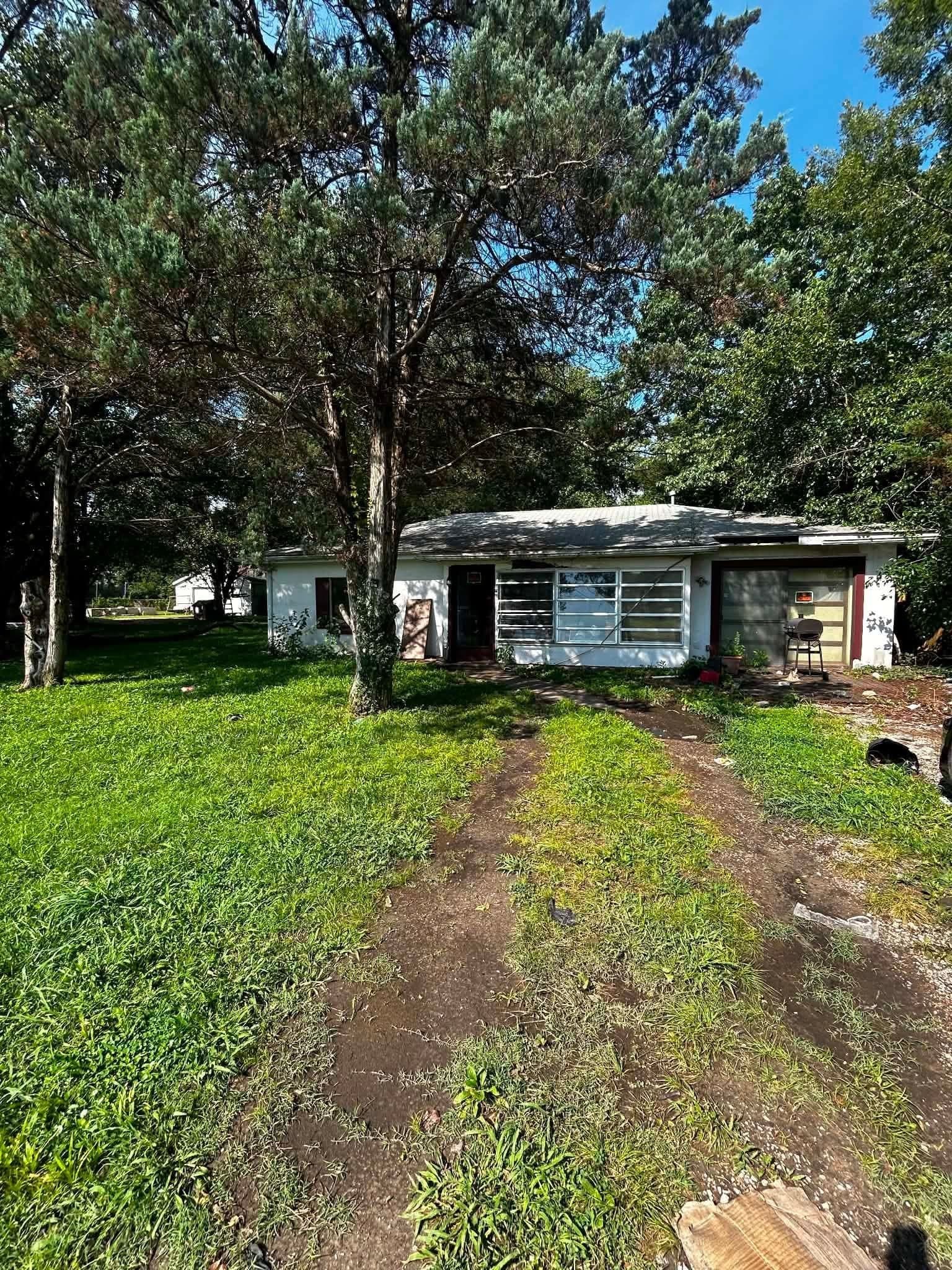 Cahokia House: 107 Judith Lane