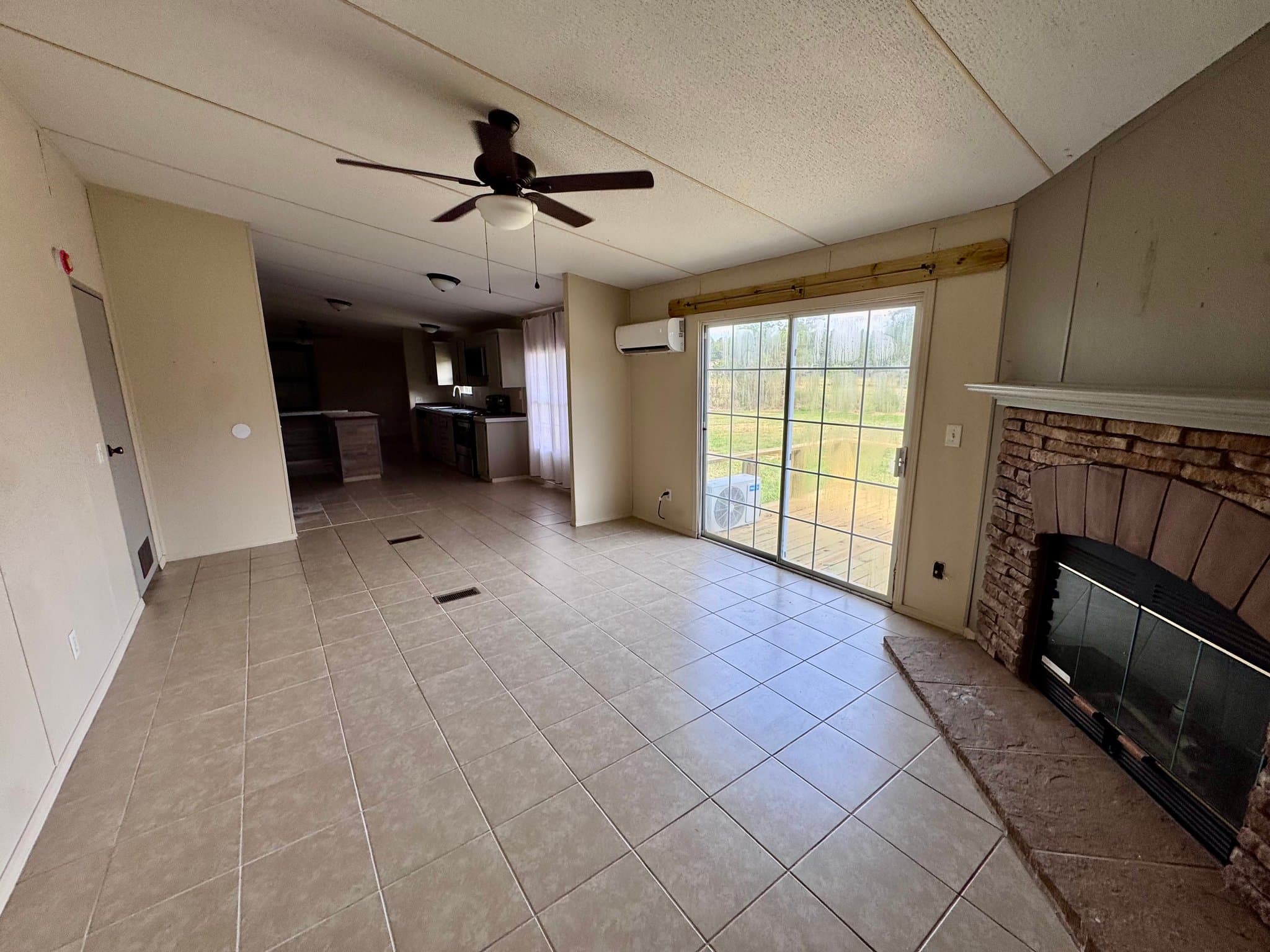 Deridder House: 235 Longacre Road