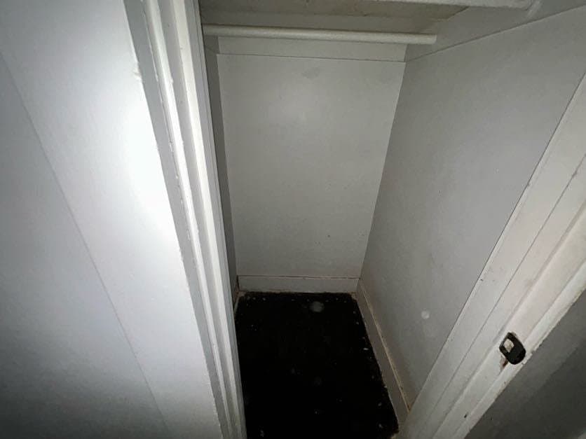 Decatur House: 1117 W Packard St