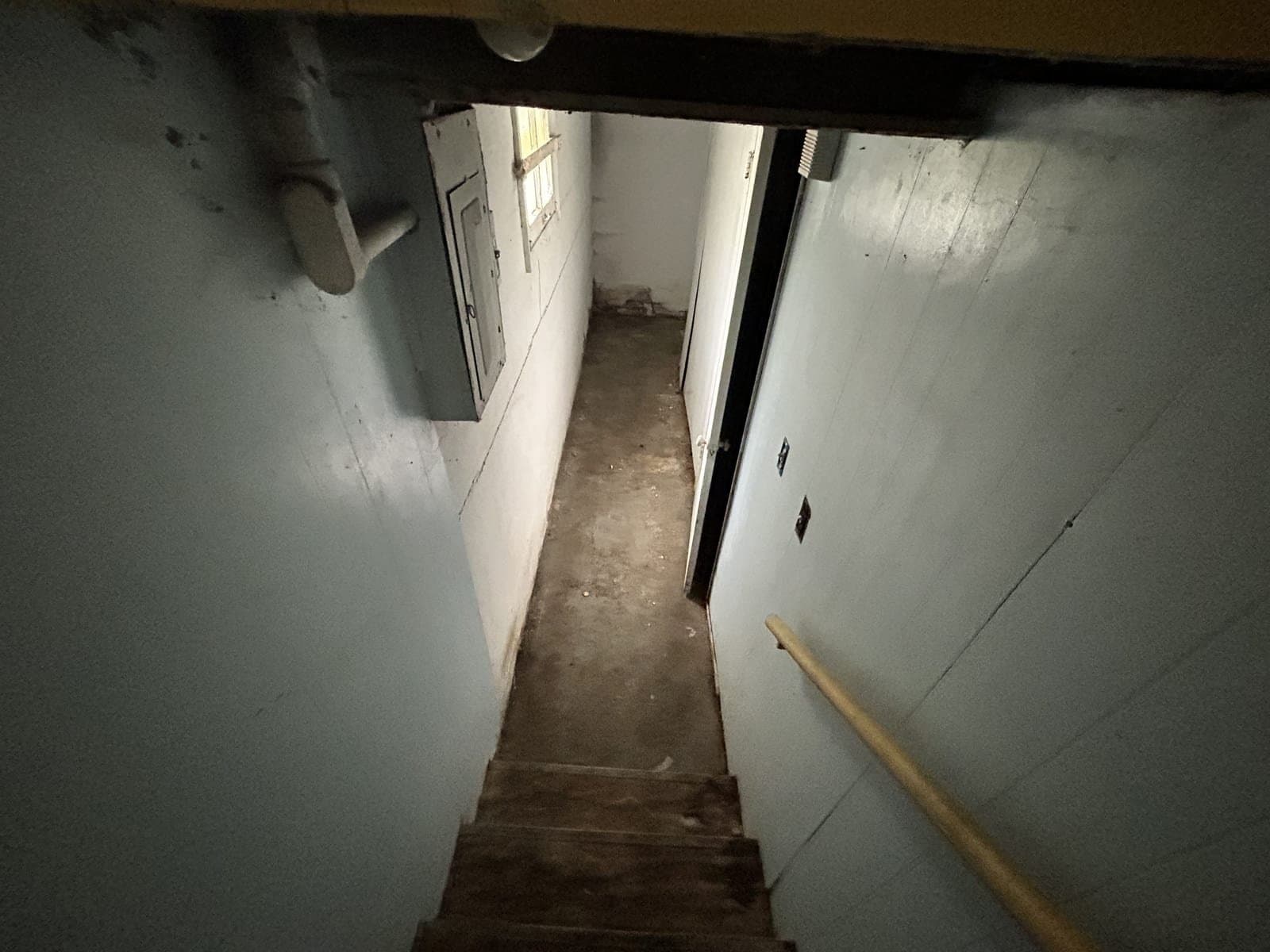 Decatur House: 1117 W Packard St