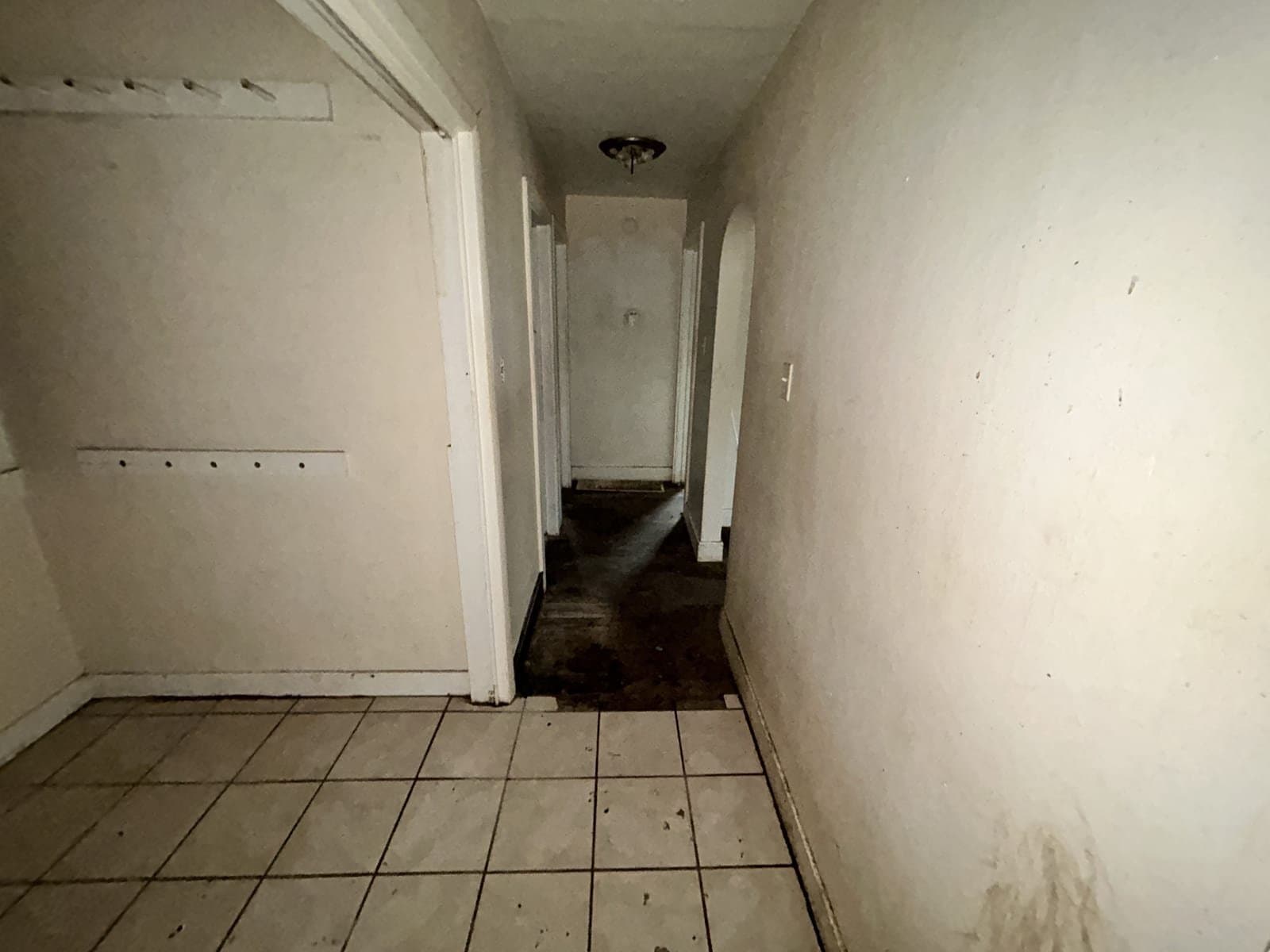 Decatur House: 1117 W Packard St