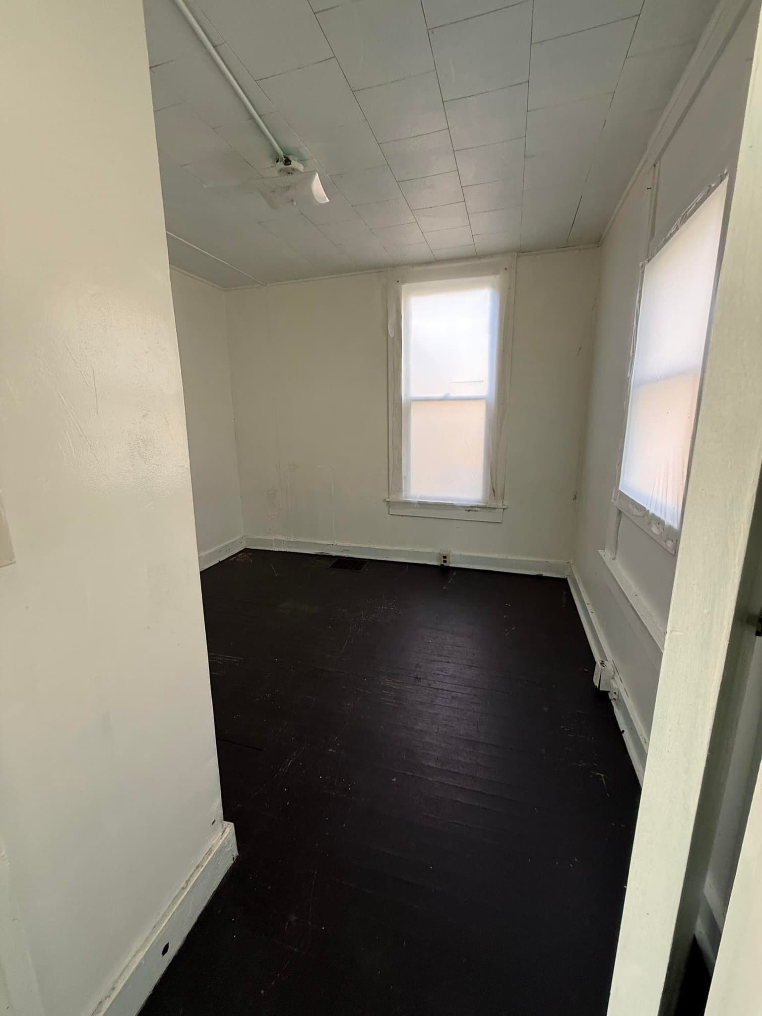 Decatur House: 1353 N Morgan