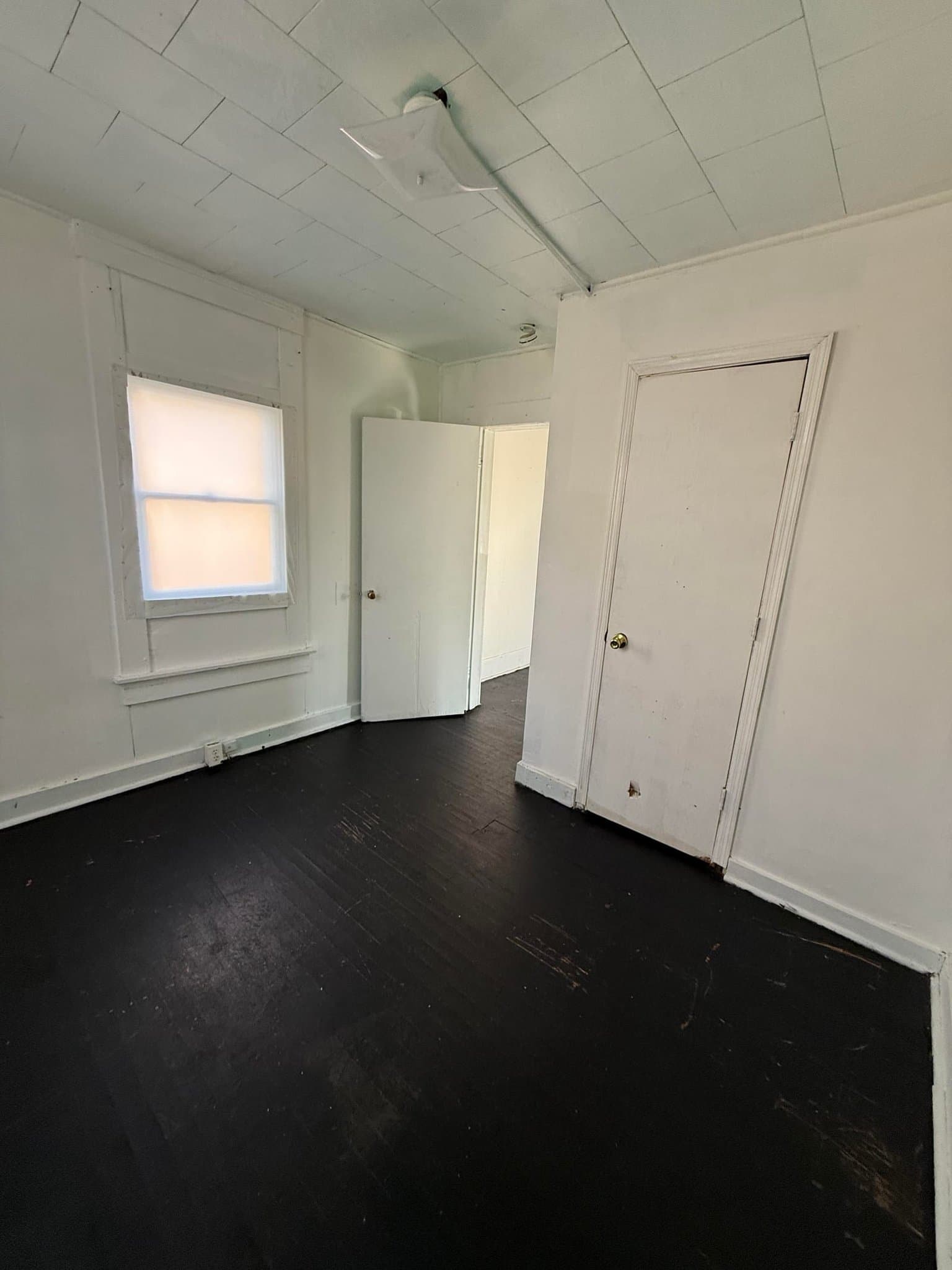 Decatur House: 1353 N Morgan