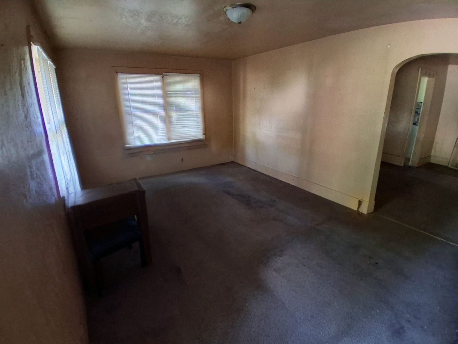 Decatur House: 1435 North Woodford Street