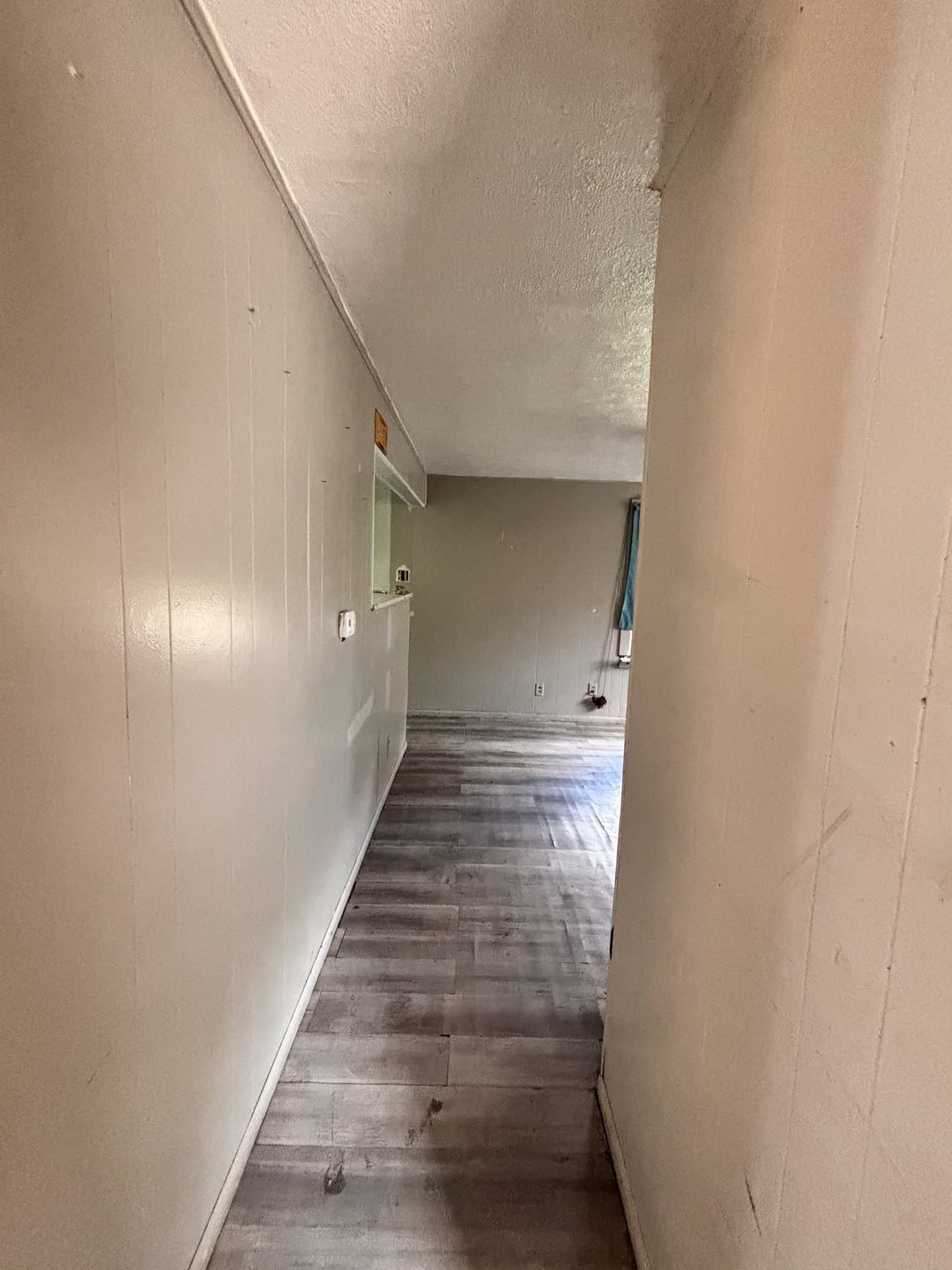 Decatur House: 1527 N Oakland Ave