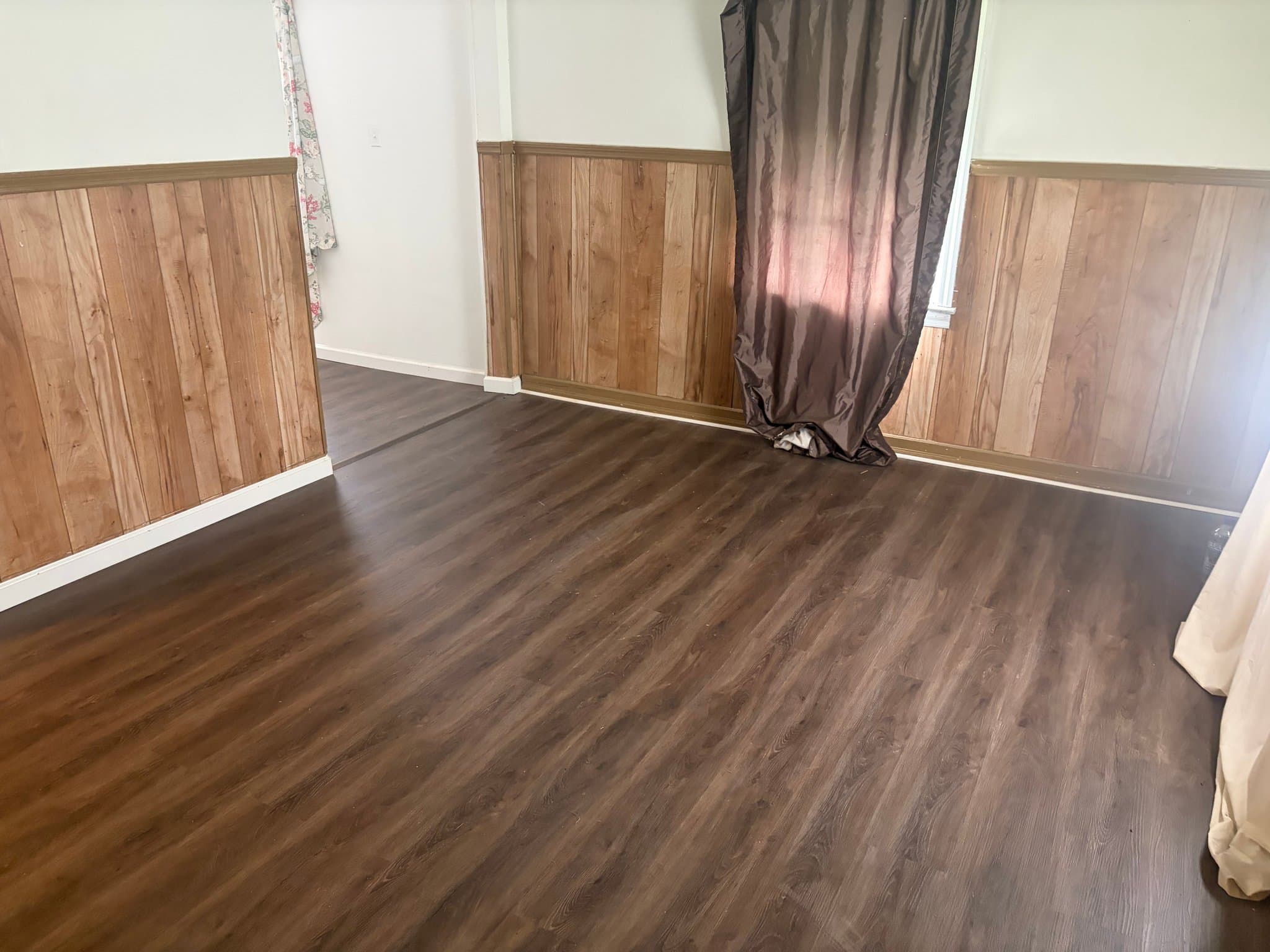 Albany House: 411 Louis Avenue