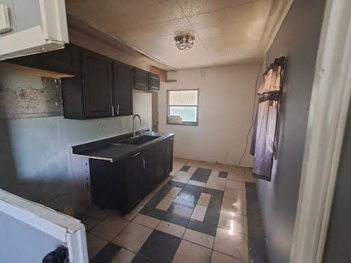 Decatur House: 1750 N Jasper St