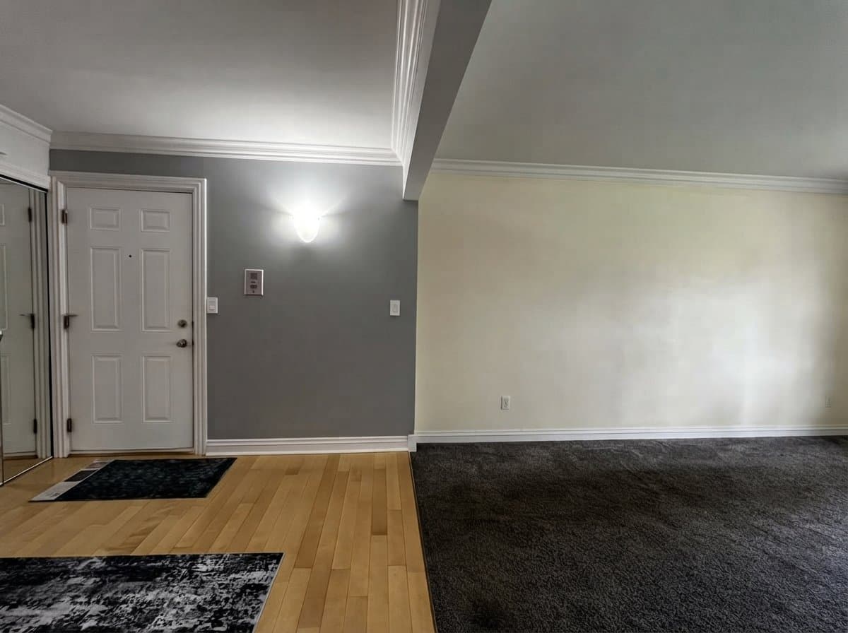 Rochester Condo: 2309 Walton Blvd