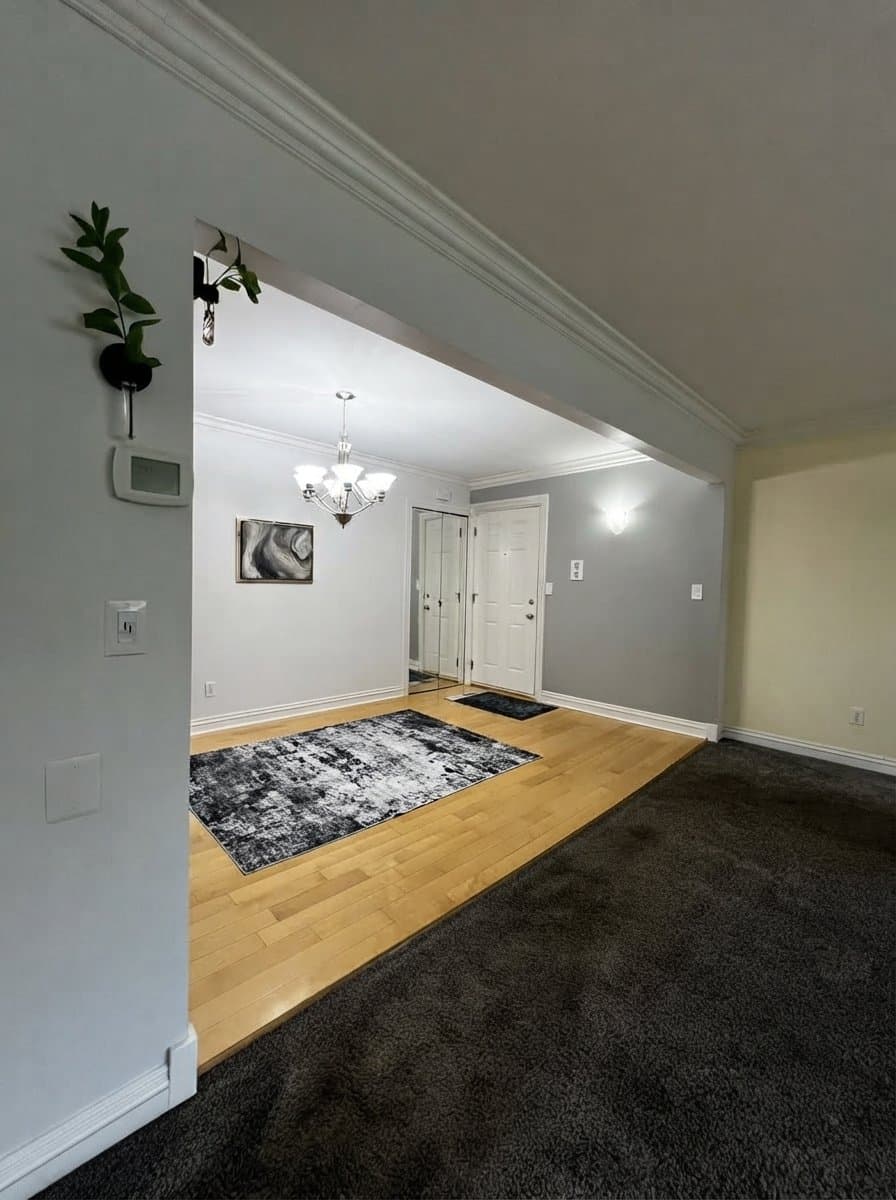Rochester Condo: 2309 Walton Blvd
