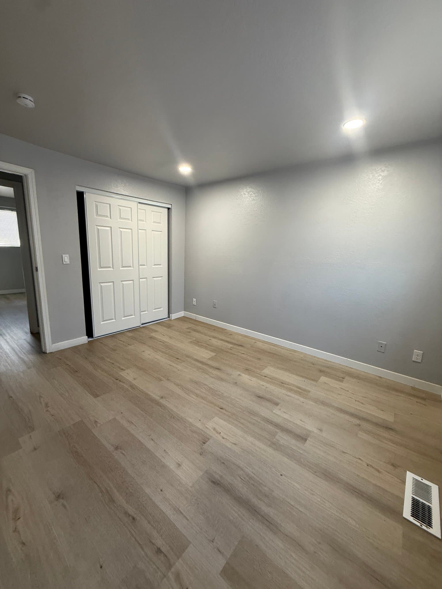 Kennewick Multiplex: 1806 W. 21st Ave