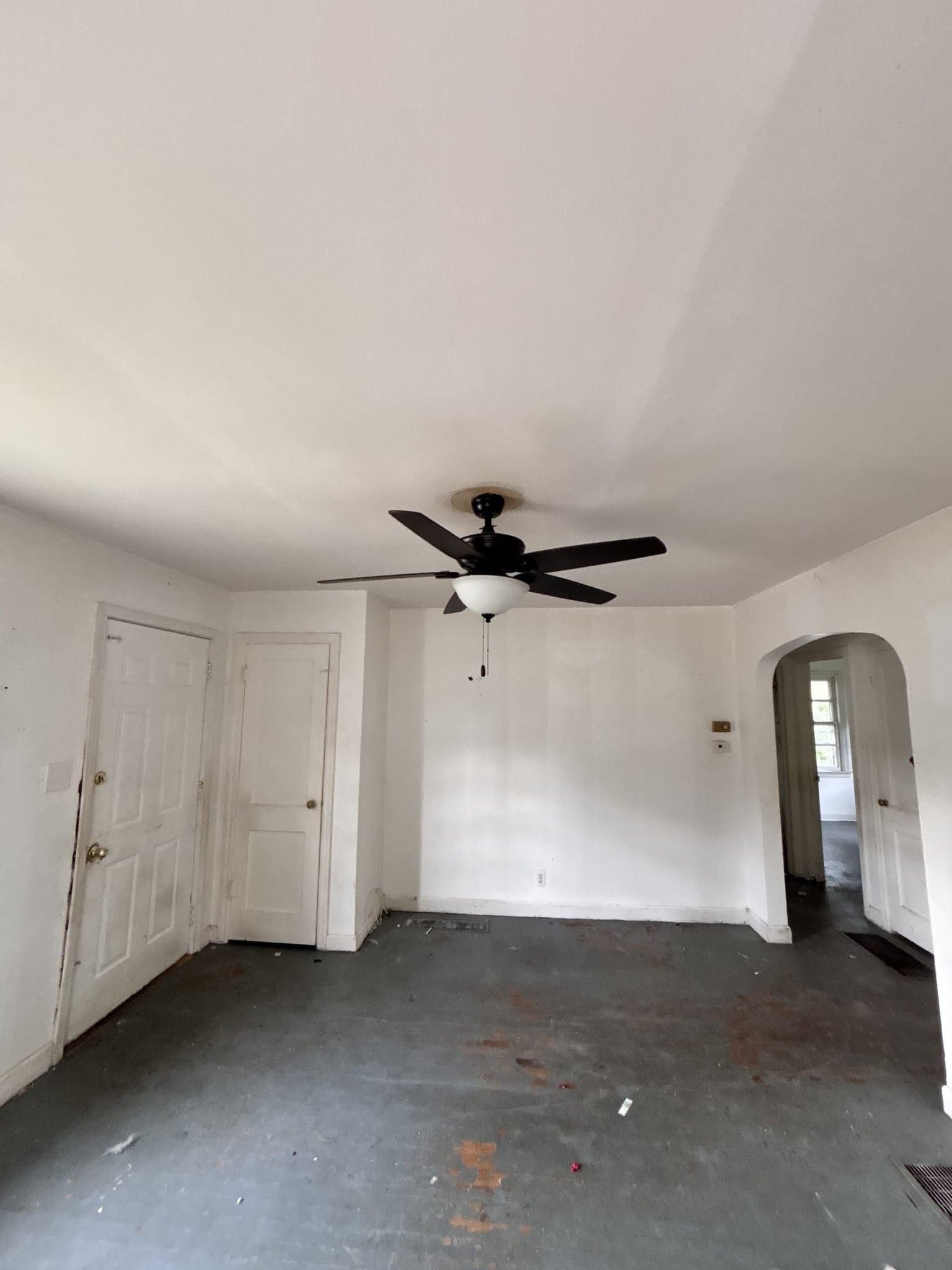 Decatur House: 244 W Garfield Ave