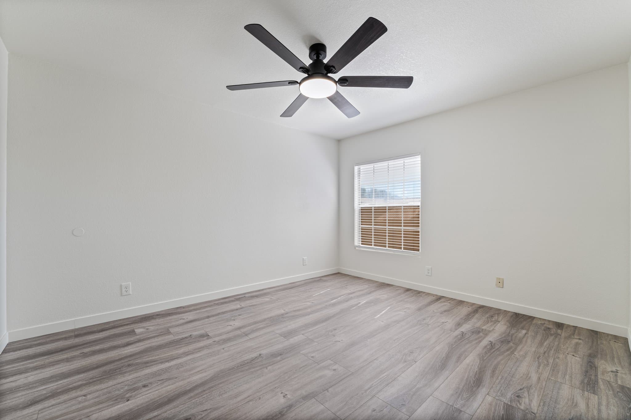 Henderson Townhome: 2824 Dawn Crossing Drive
