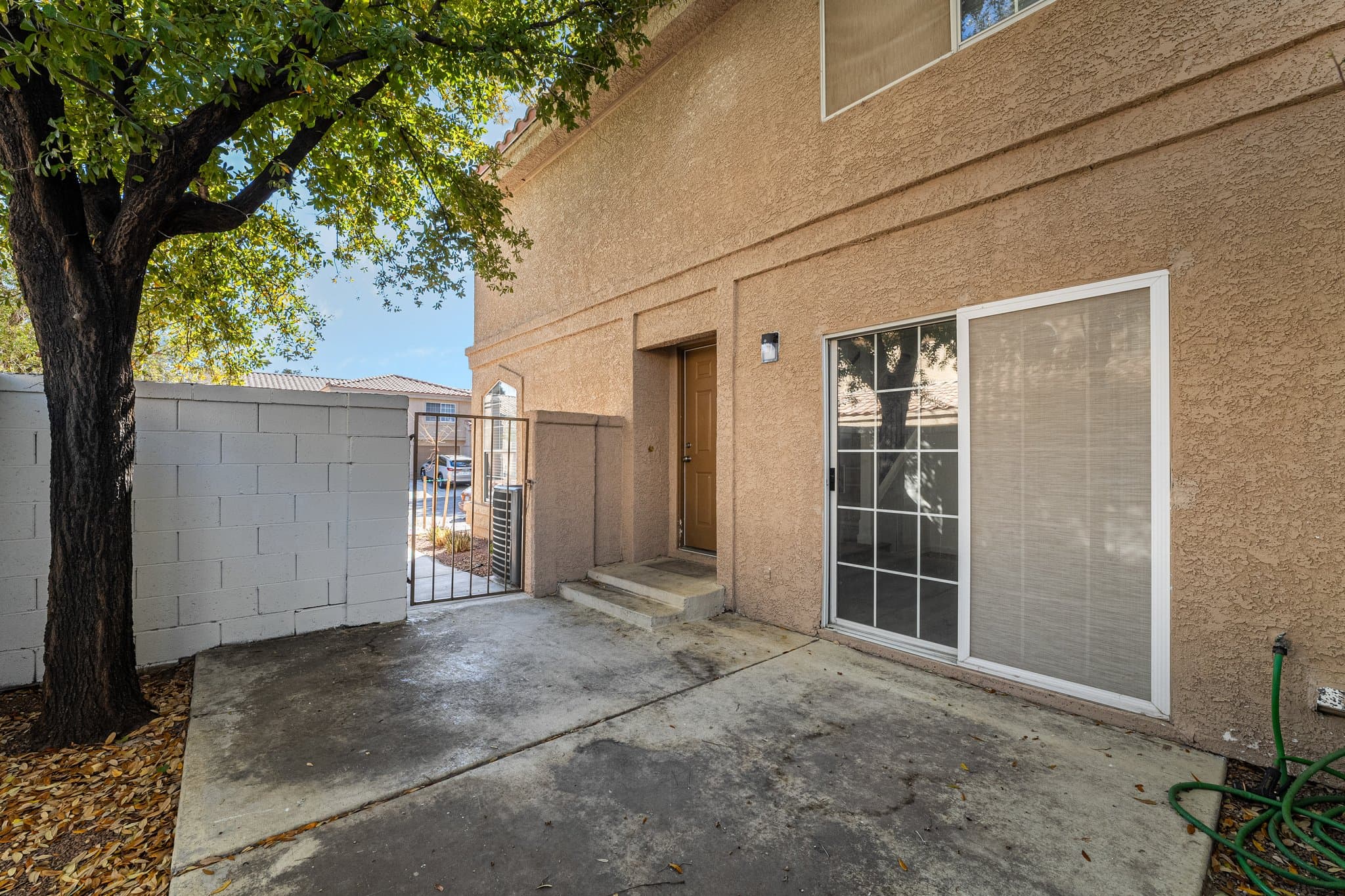 Henderson Townhome: 2824 Dawn Crossing Drive