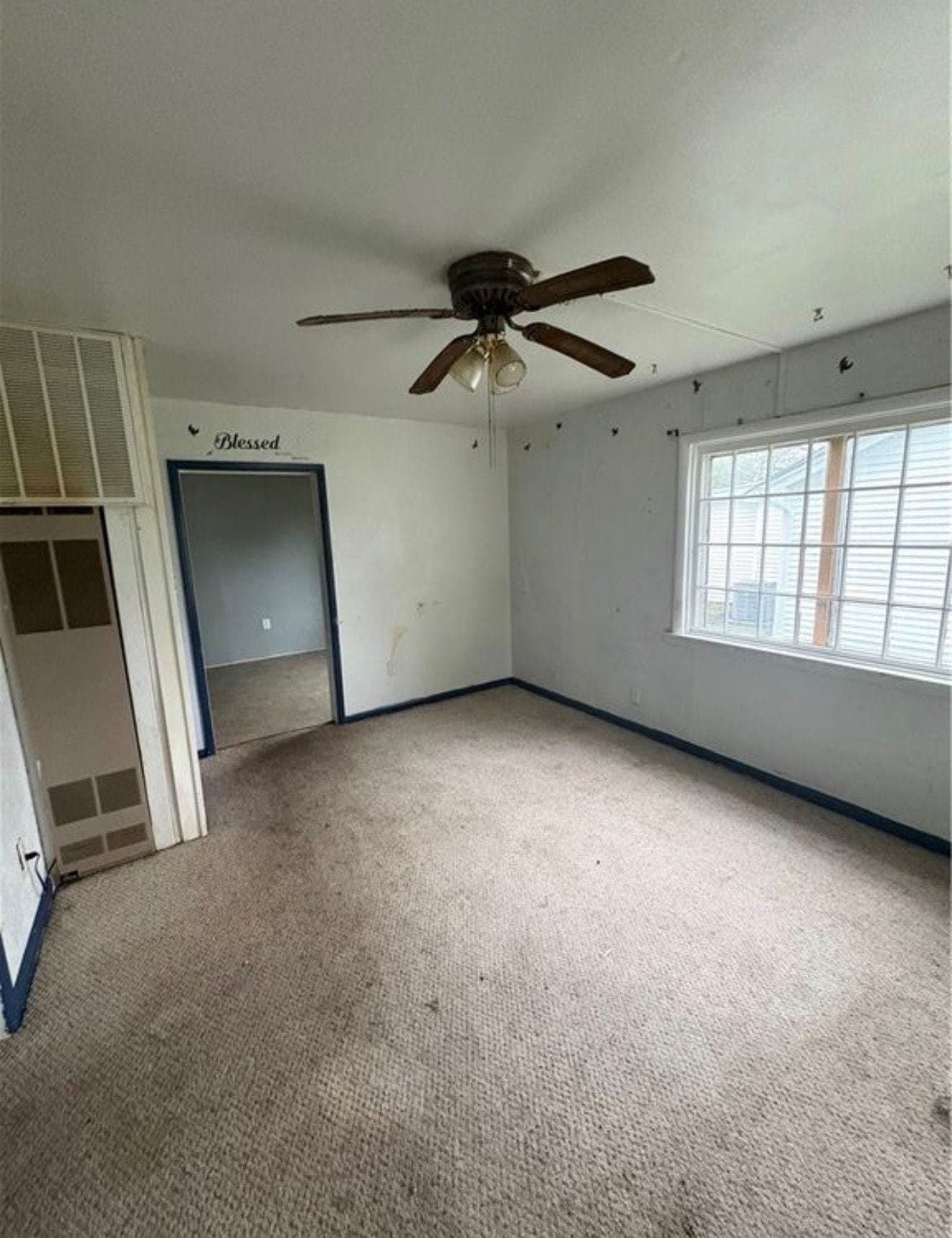 Decatur House: 4547 E Rosewood Rd