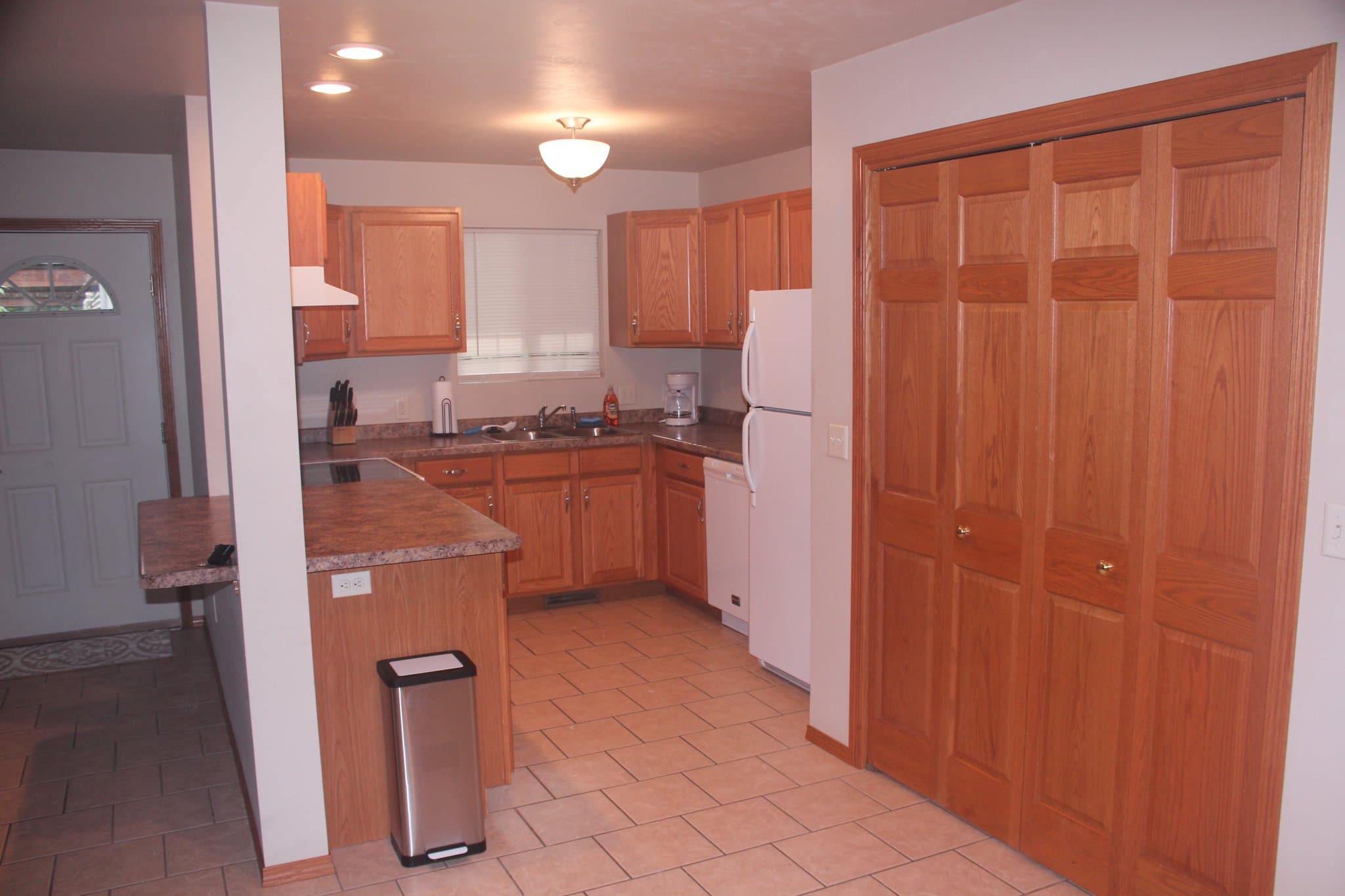 Suamico Condo: 1489 Arctic Ct.