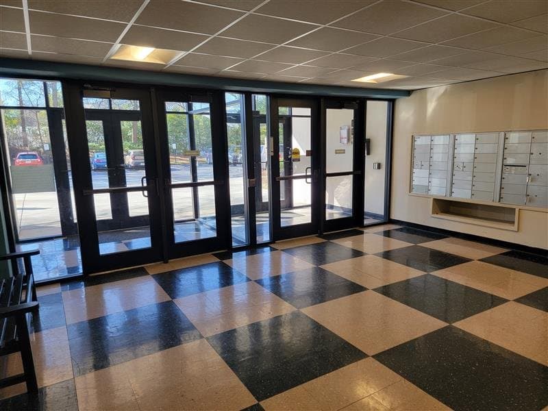 Atlanta Apartment: 3060 Pharr Court North, NW
