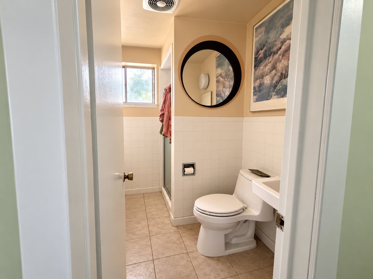 West Valley City Single Room: 4537 S White Cherry Way