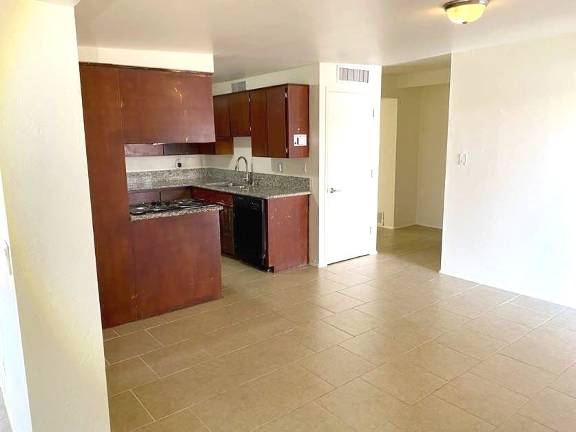 Tucson House: 8209 E Balfour Dr