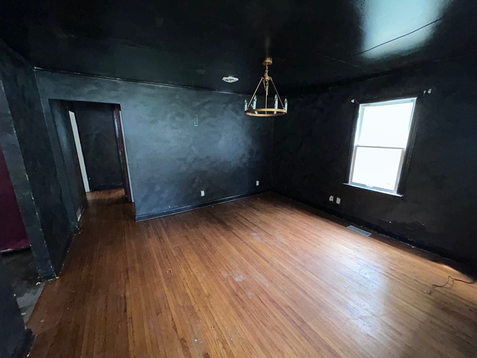 Decatur House: 933 Elmhurst Ave