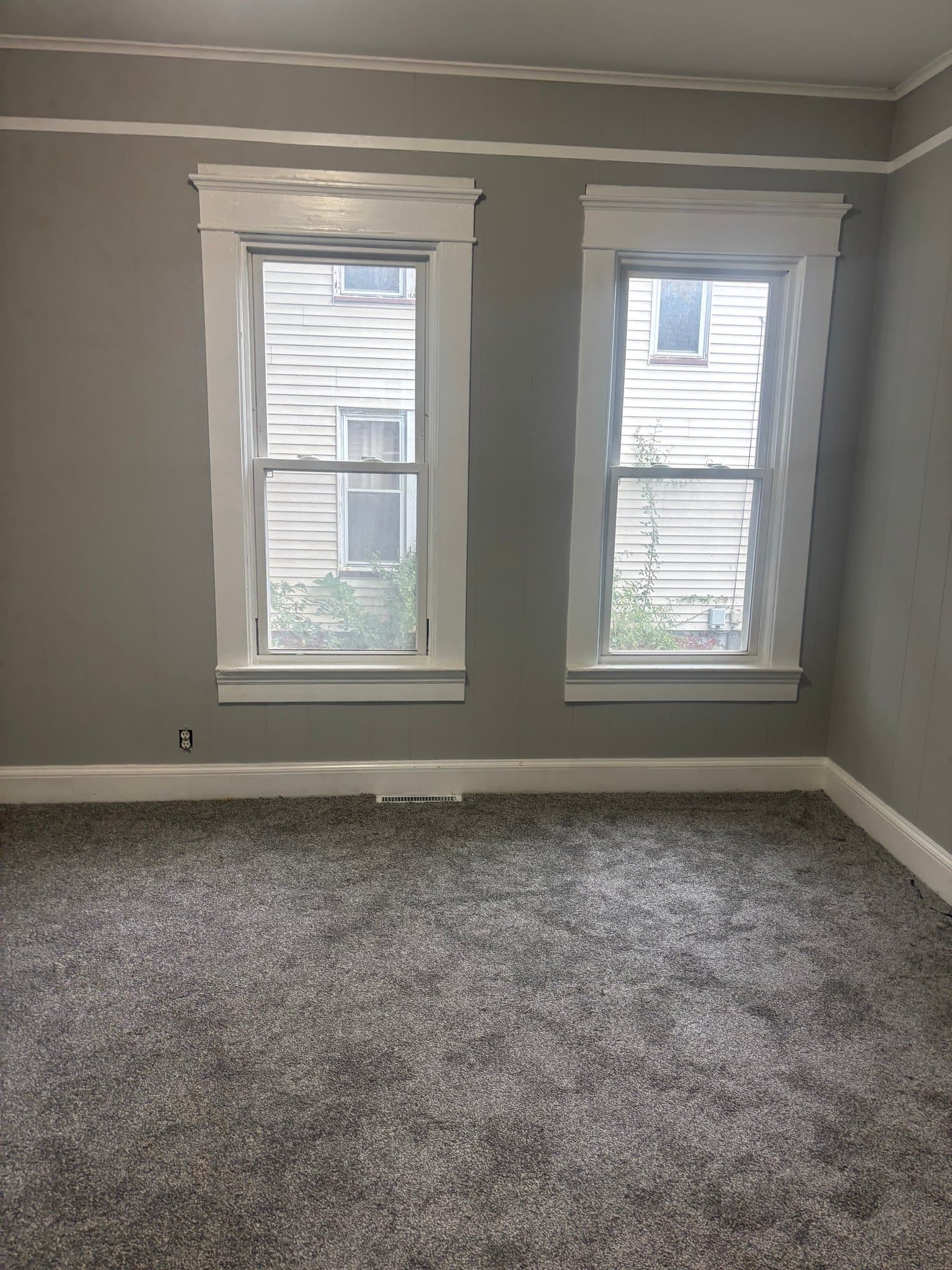 rock island House: 842 44 street