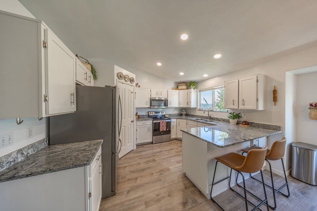Clearfield House: 2674 S 75 E