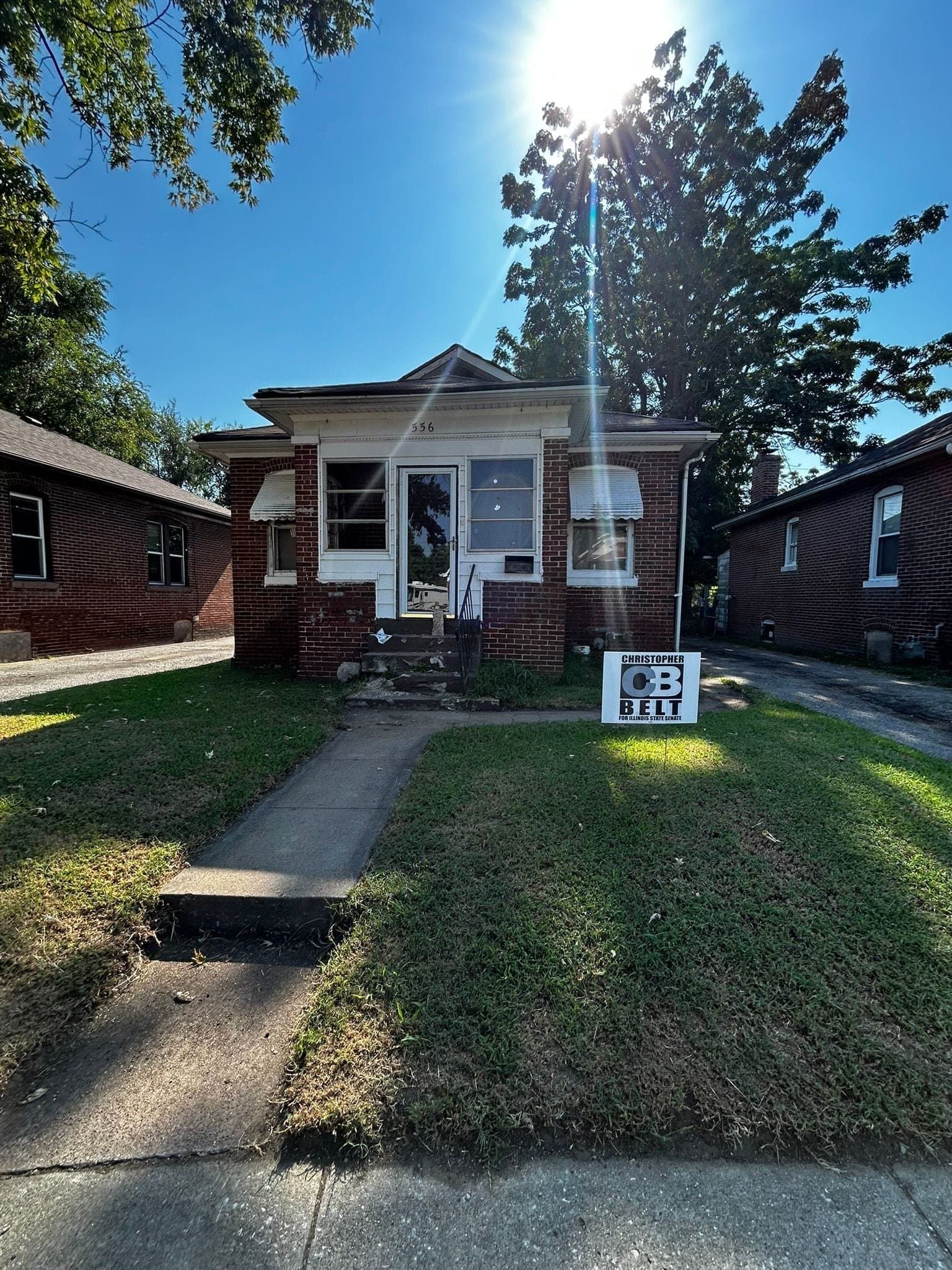 East St. Louis House: 556 Wimmer Pl