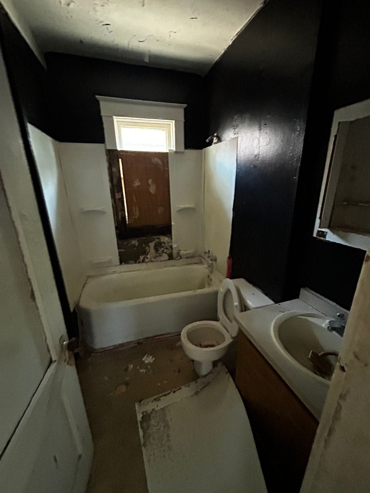 East St. Louis House: 556 Wimmer Pl