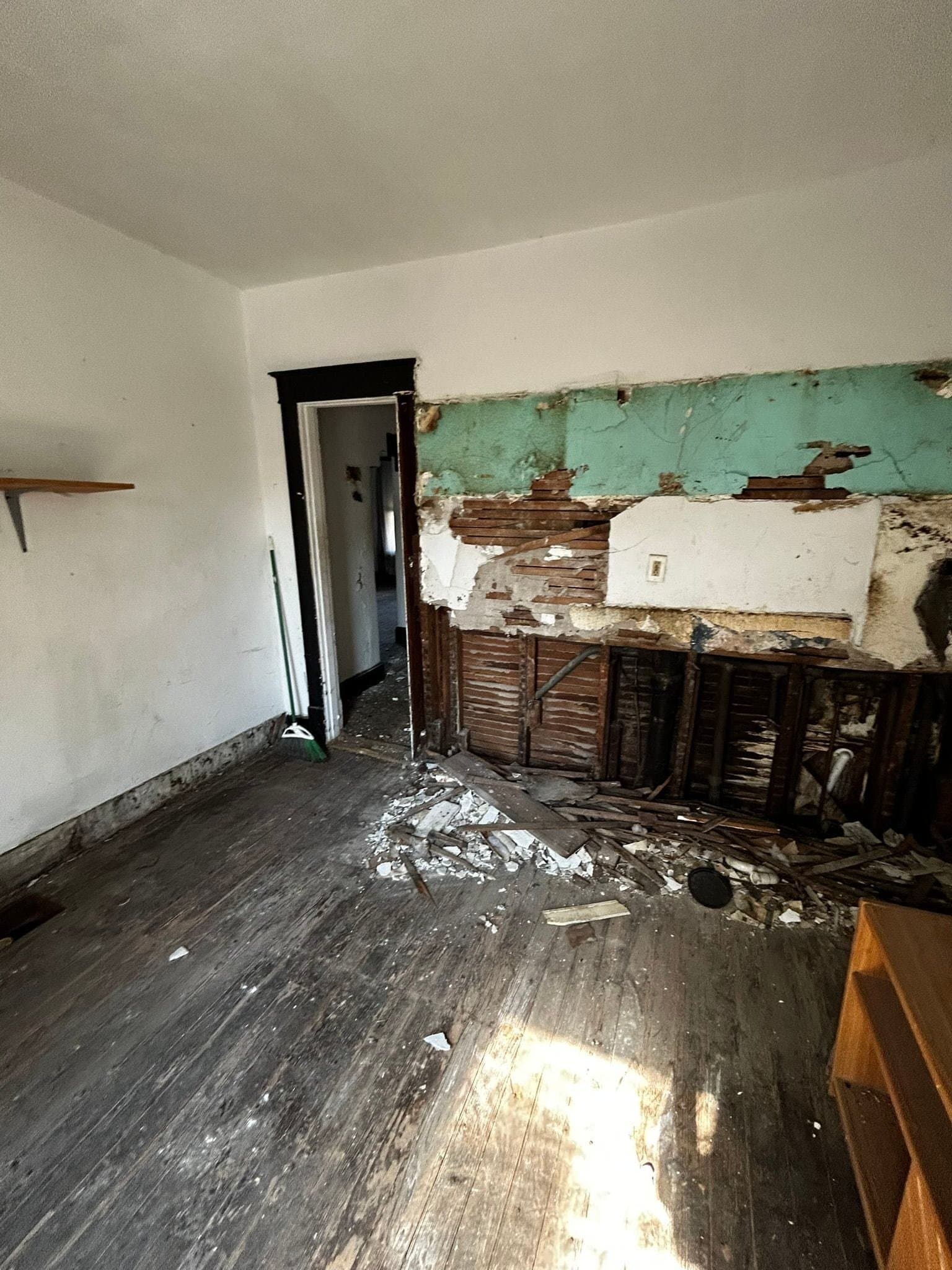 East St. Louis House: 556 Wimmer Pl