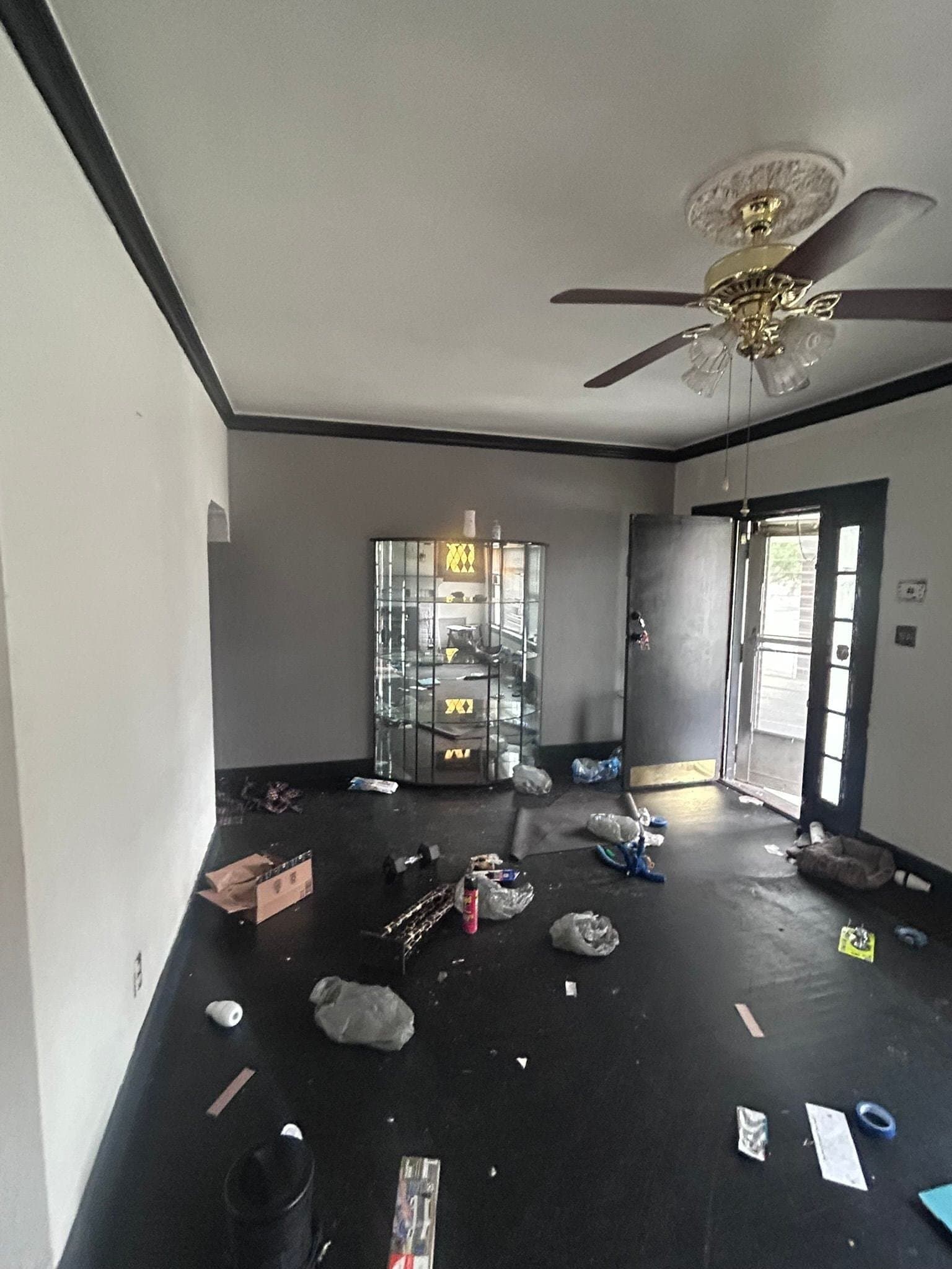 East St. Louis House: 725 N 39th St
