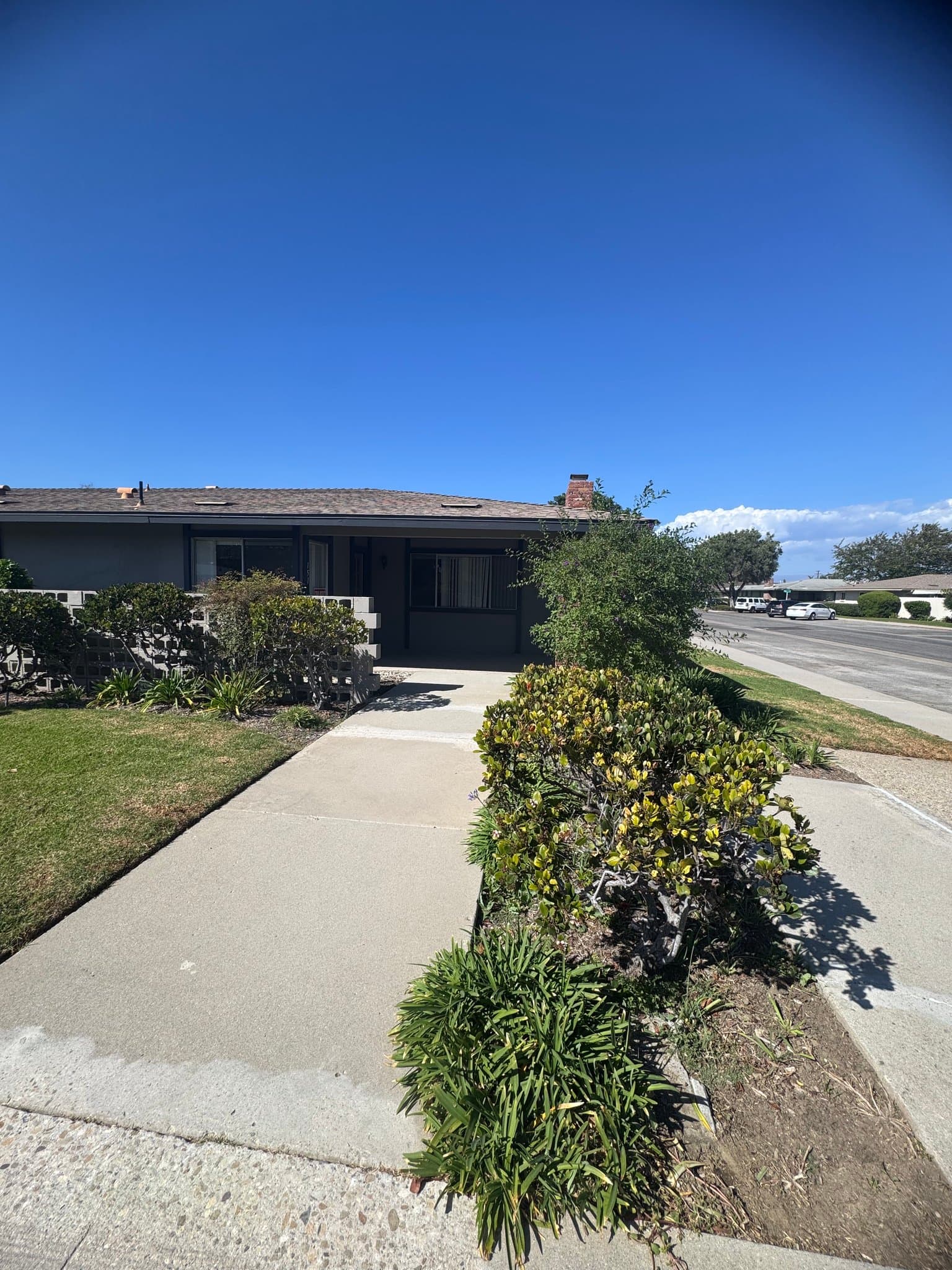 Port Hueneme House: 151 W Bay Blvd
