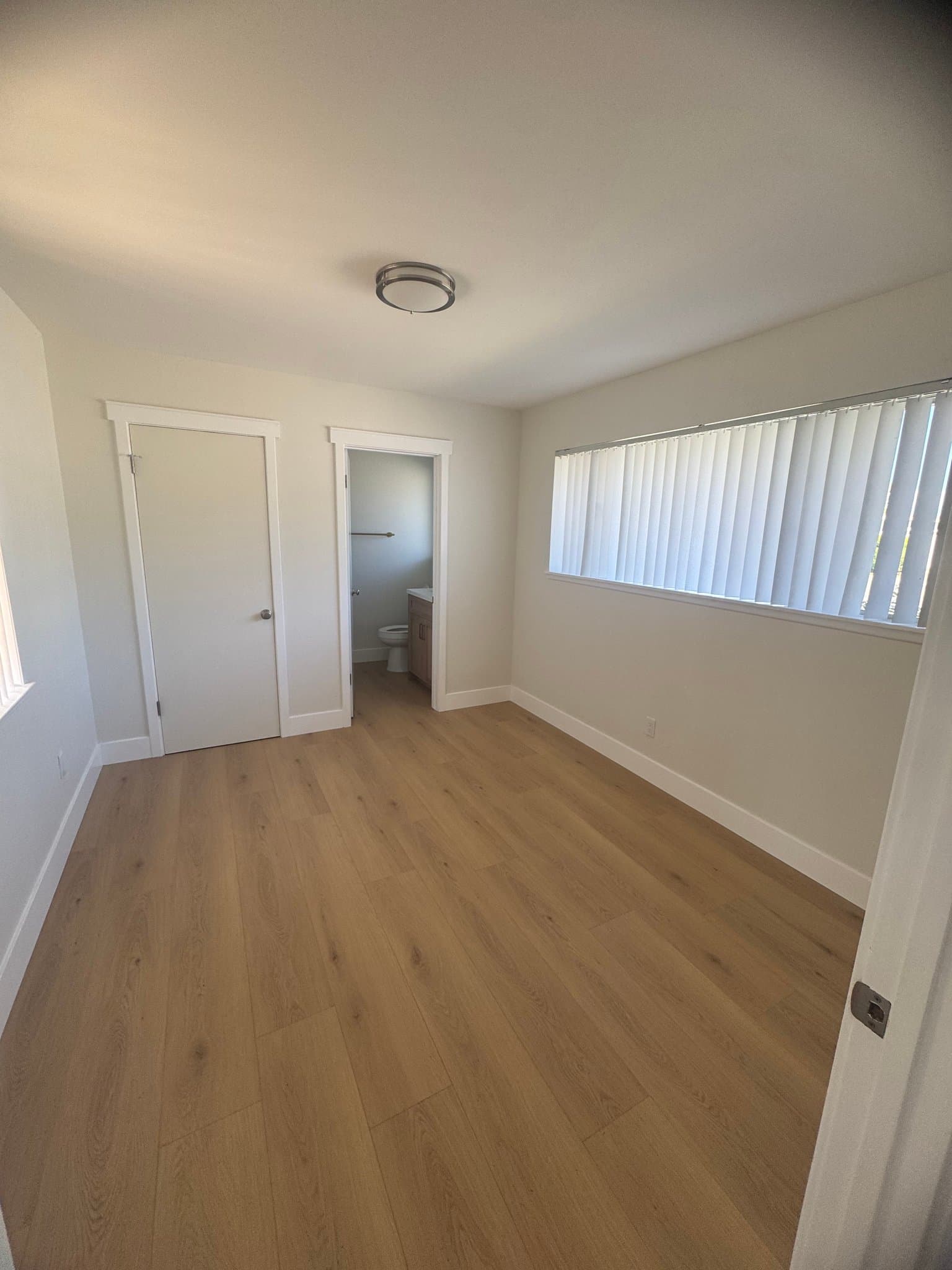 Port Hueneme House: 151 W Bay Blvd