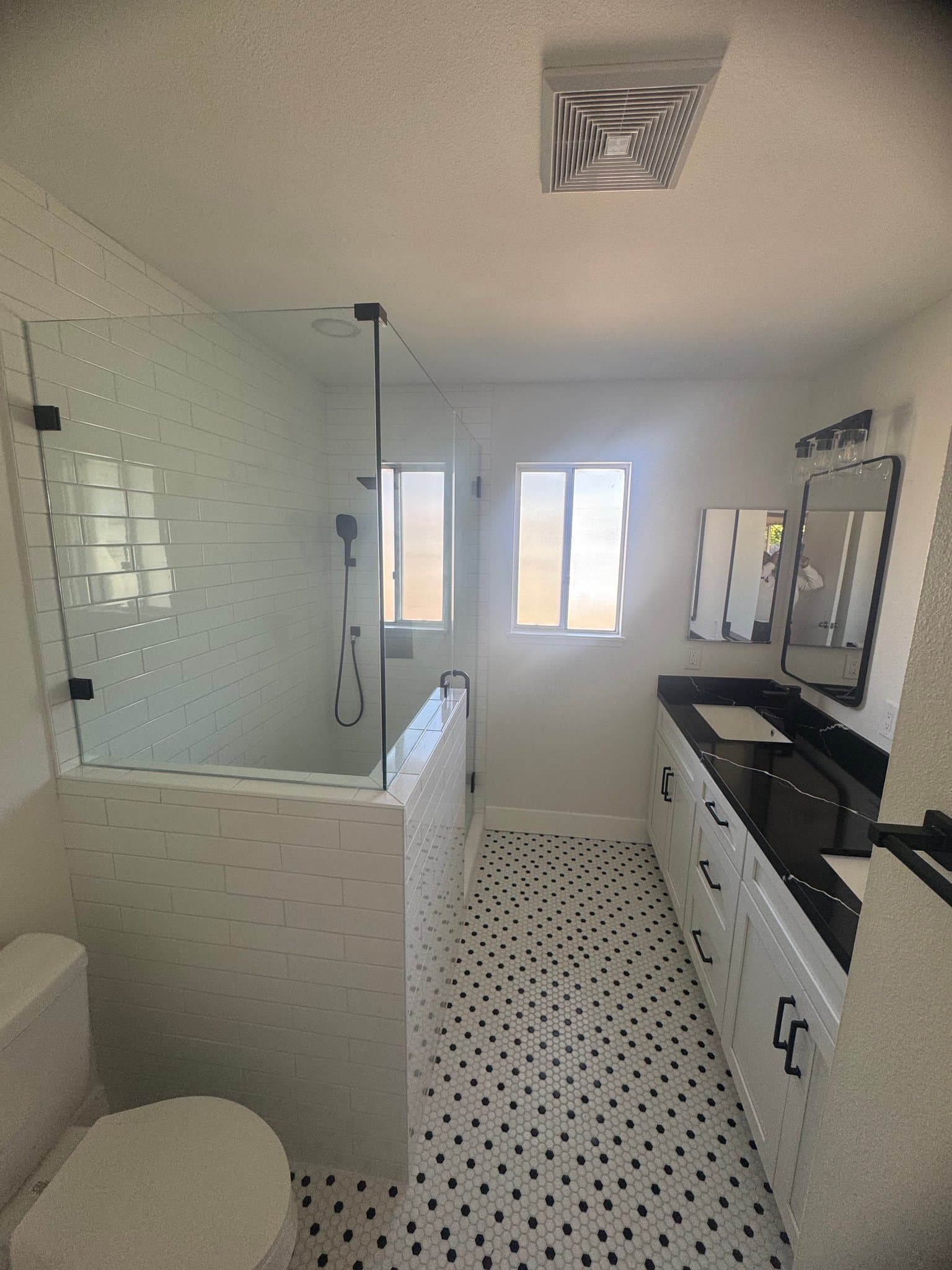 Port Hueneme House: 151 W Bay Blvd