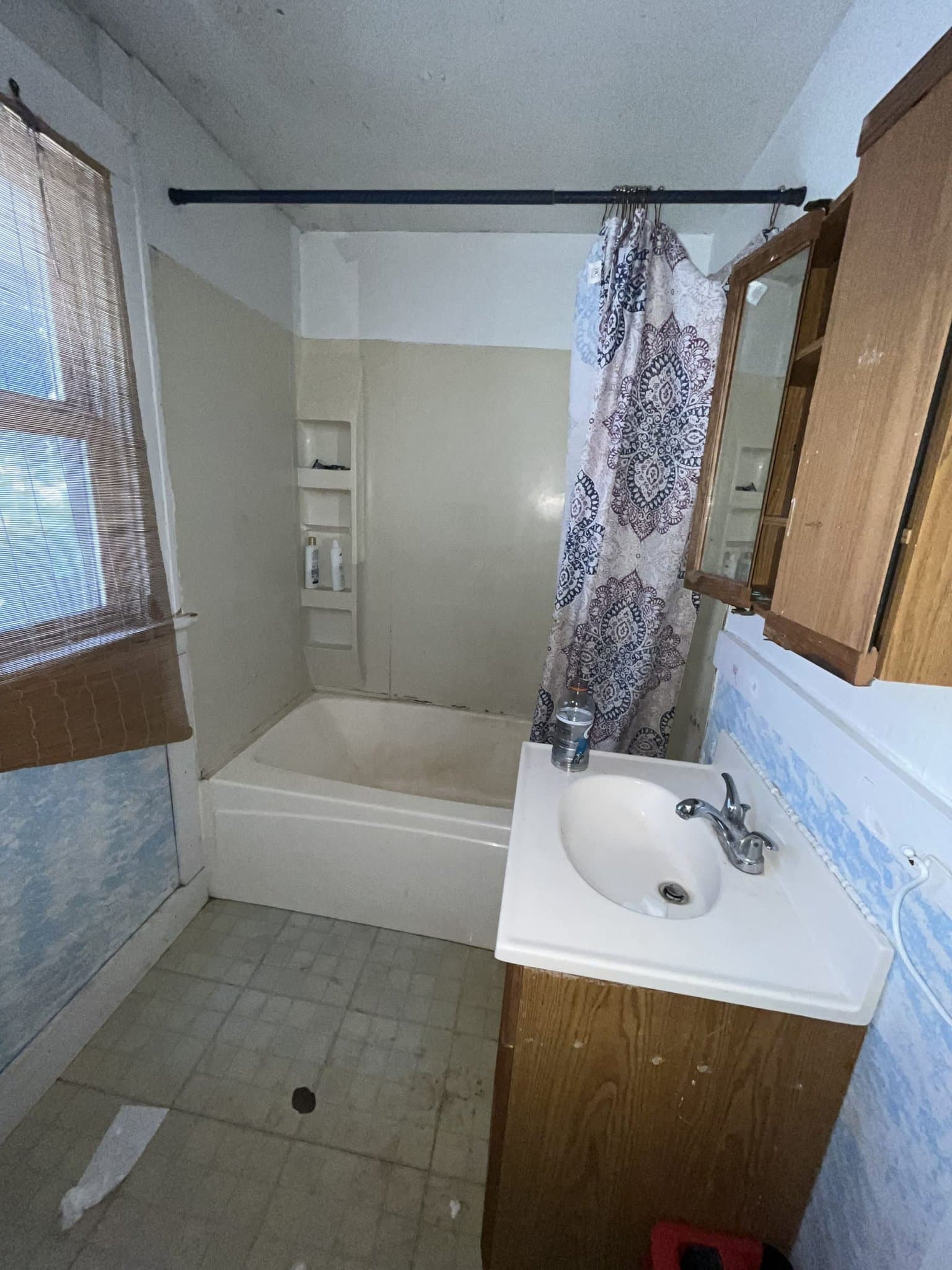 Granite City House: 2558 Sate St