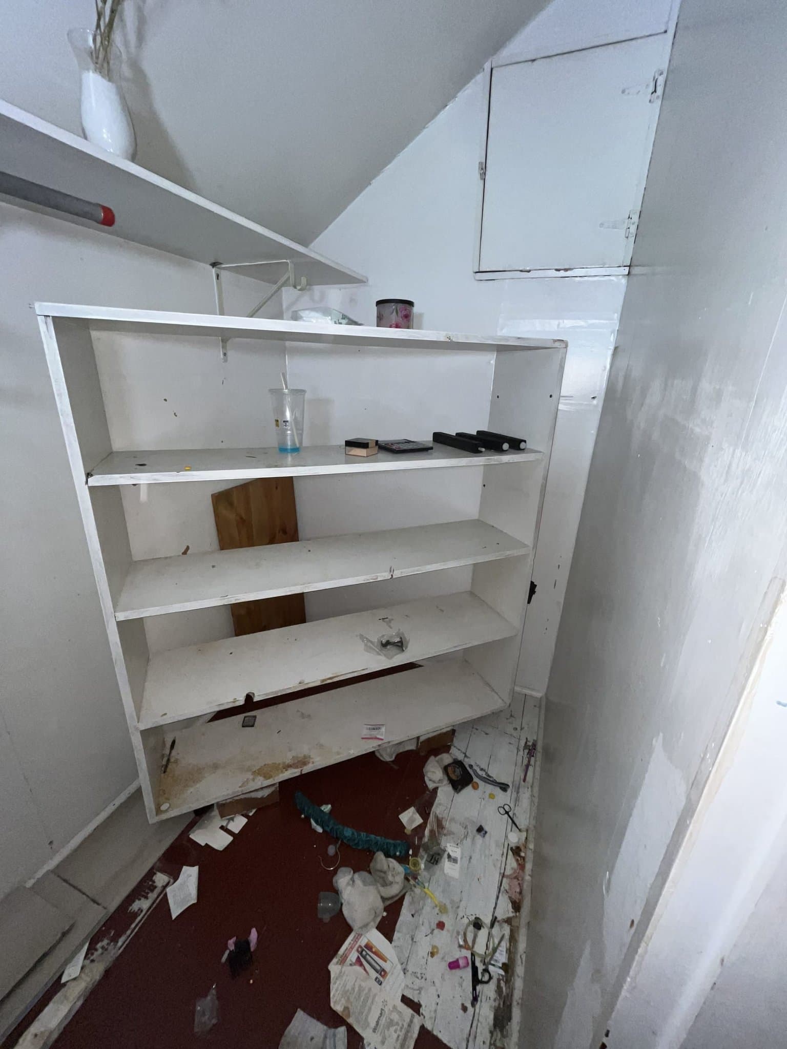 Granite City House: 2558 Sate St