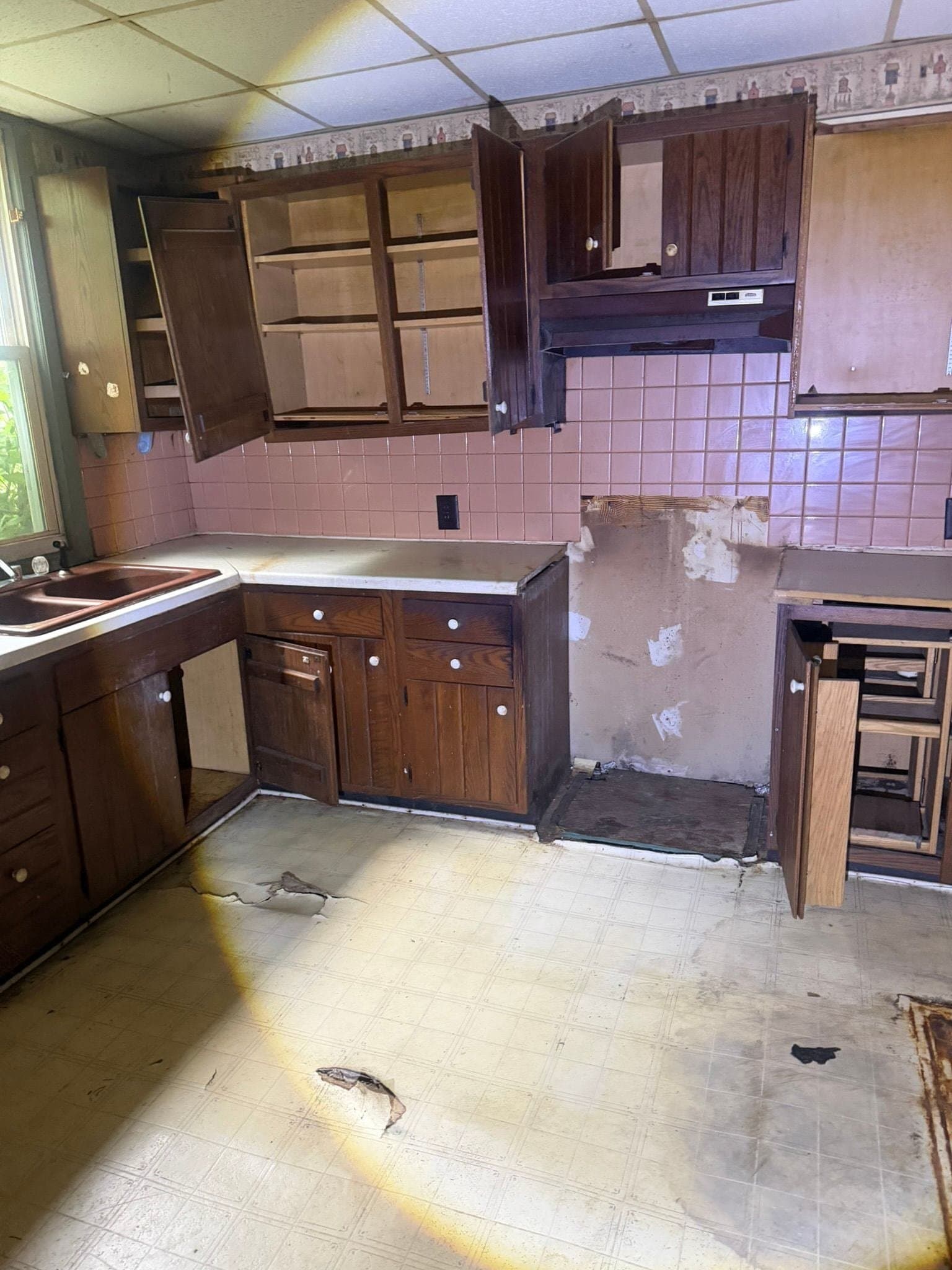 Litchfield House: 707 N Madison St