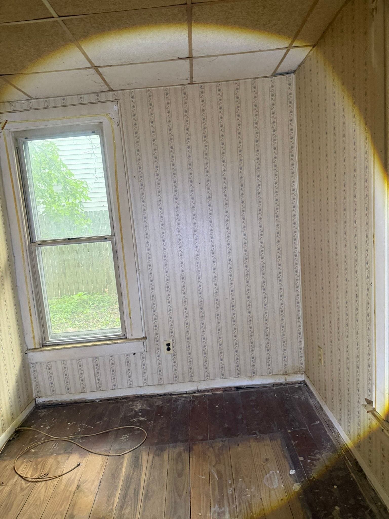 Litchfield House: 707 N Madison St