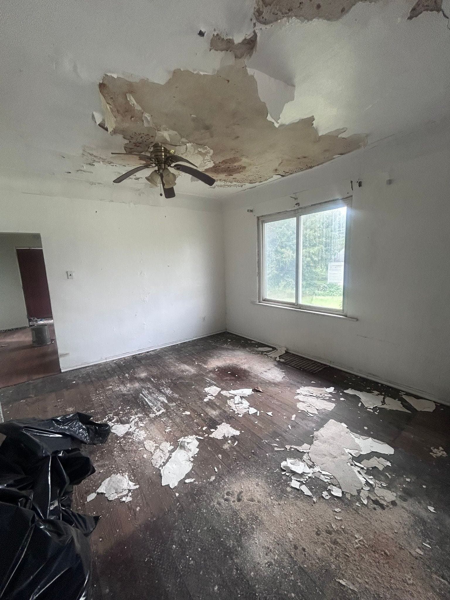 East St. Louis House: 6000 Old Missouri Ave