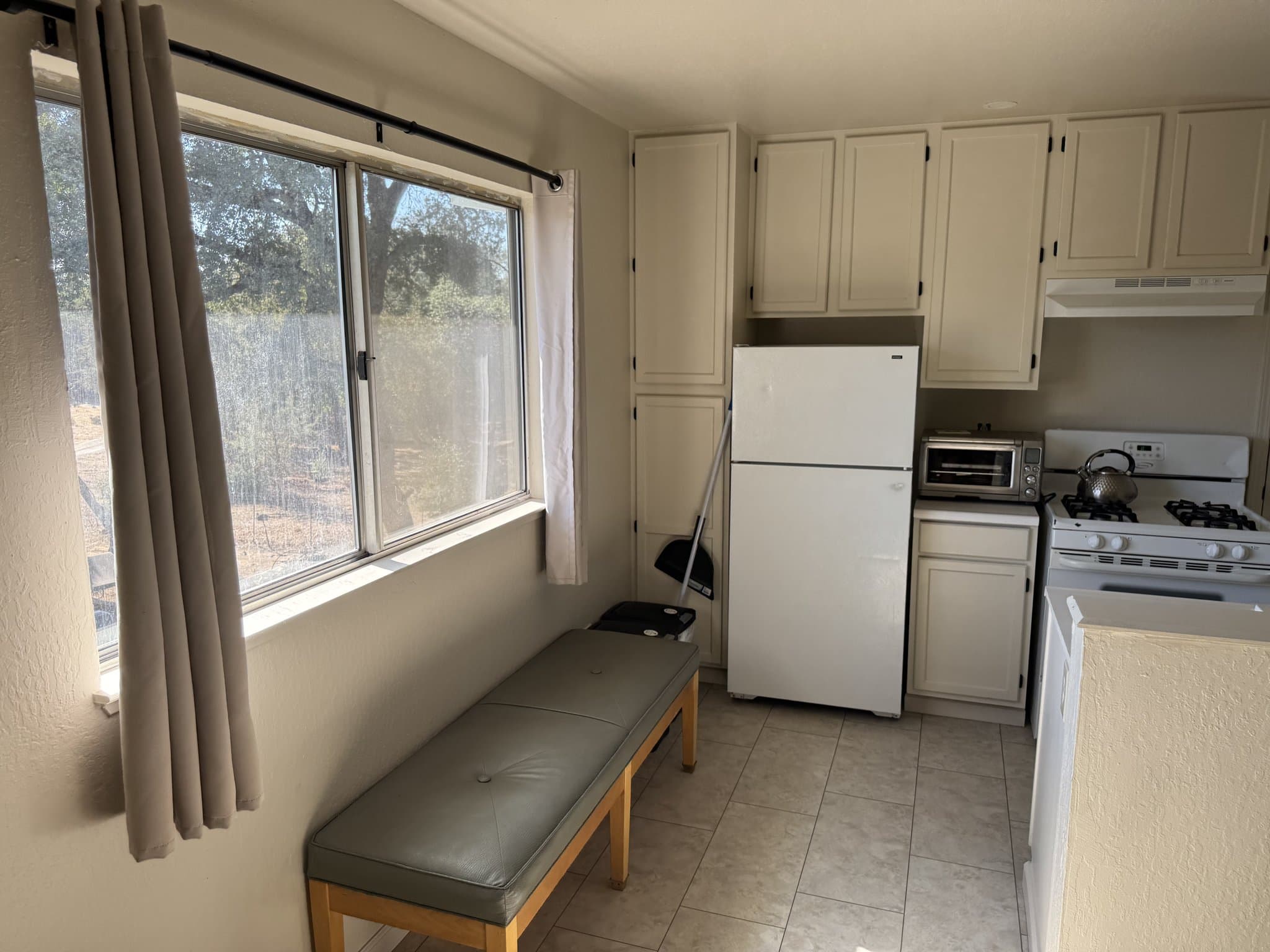 Angels camp House: 316 wilson st
