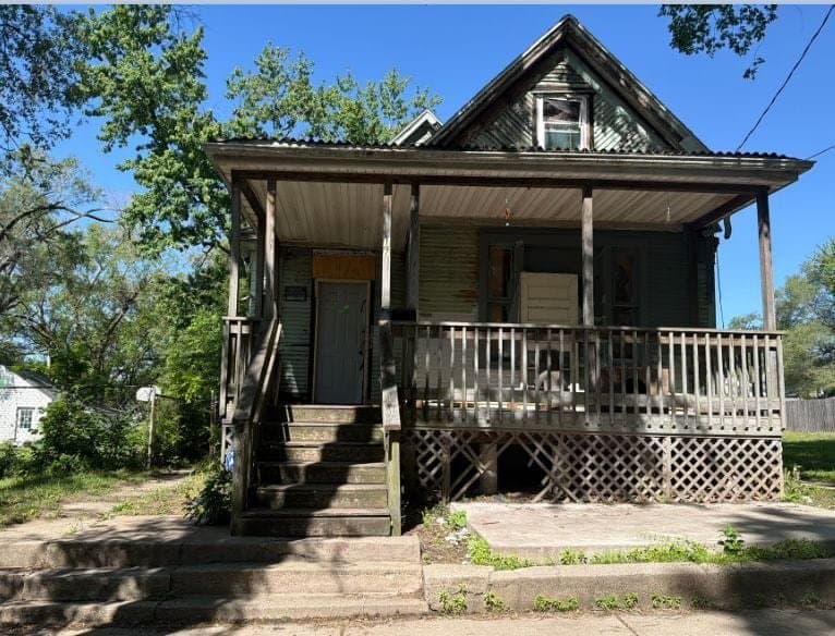 Peoria House: 1709 S Faraday