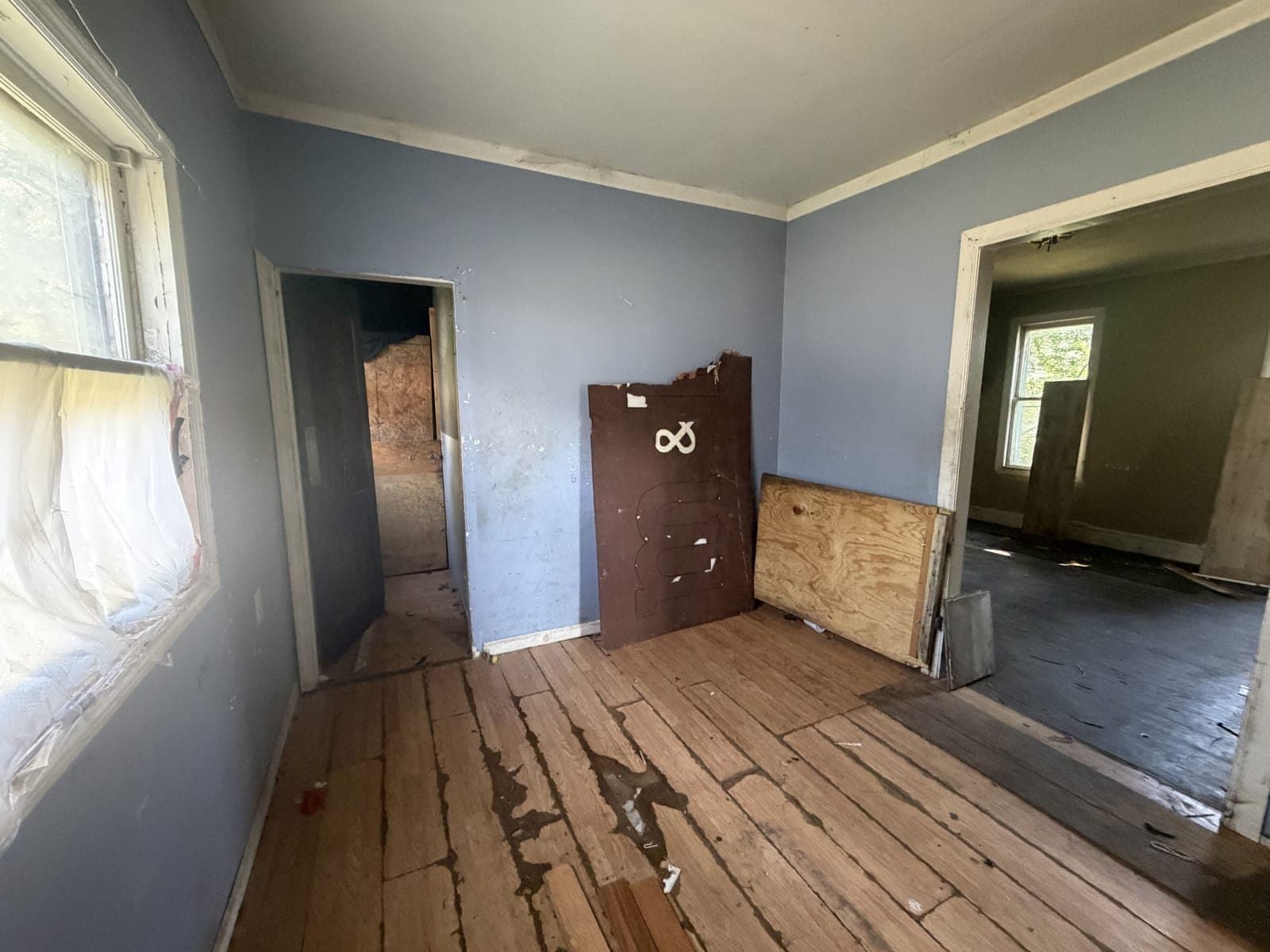 Peoria House: 1709 S Faraday