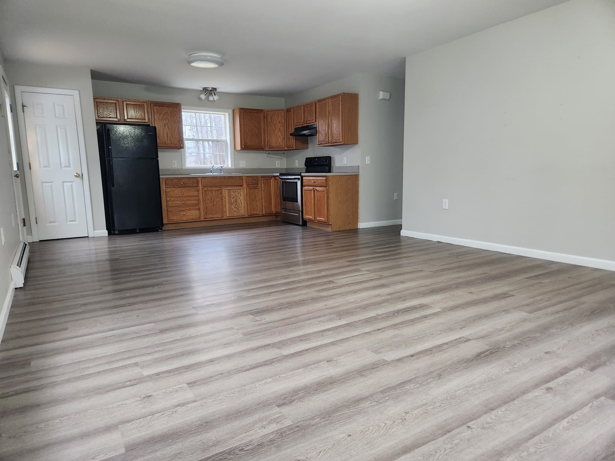 Gray Apartment: 11A Tami Trail