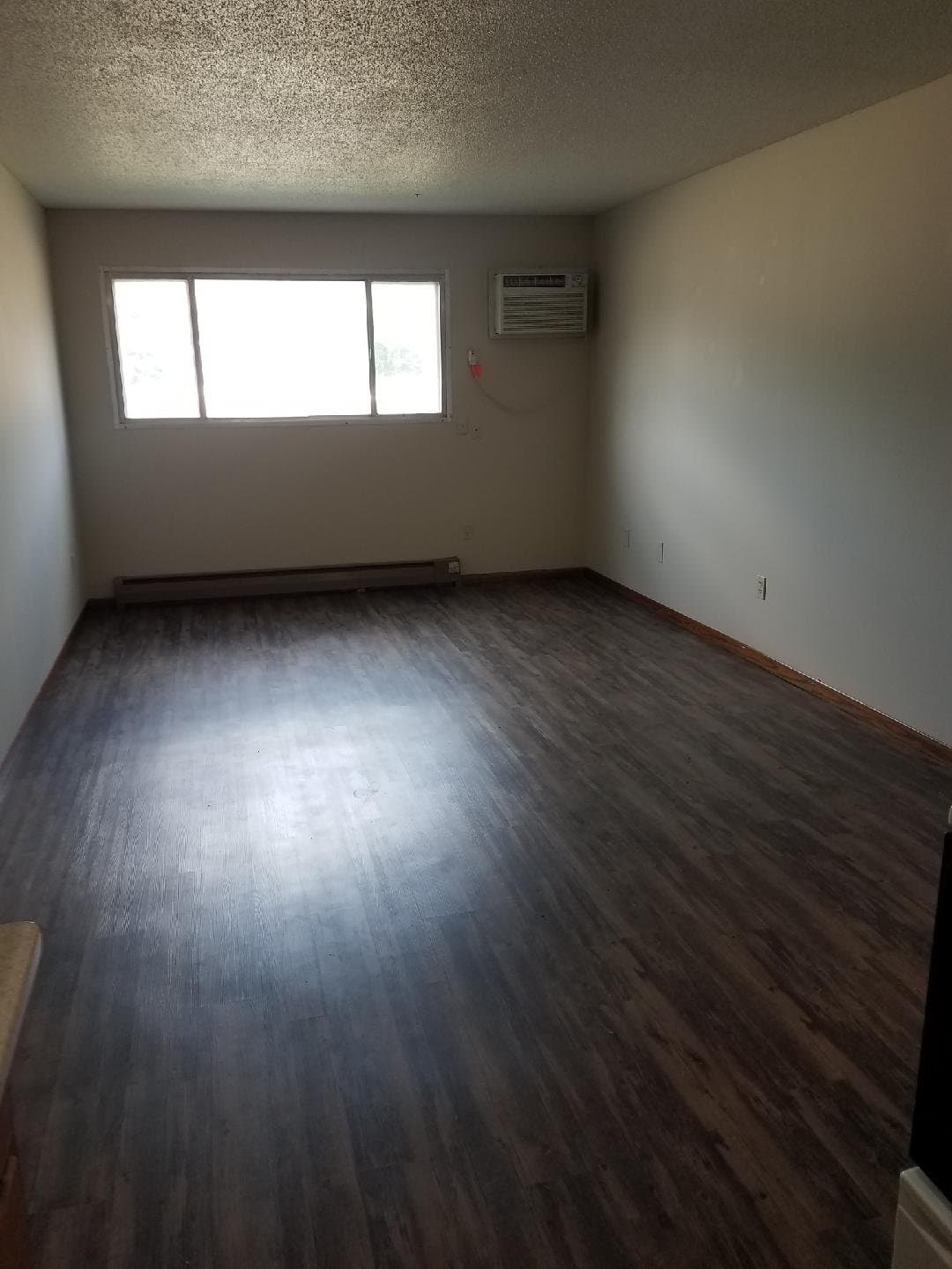 Shakopee Apartment: 107 Prairie Street