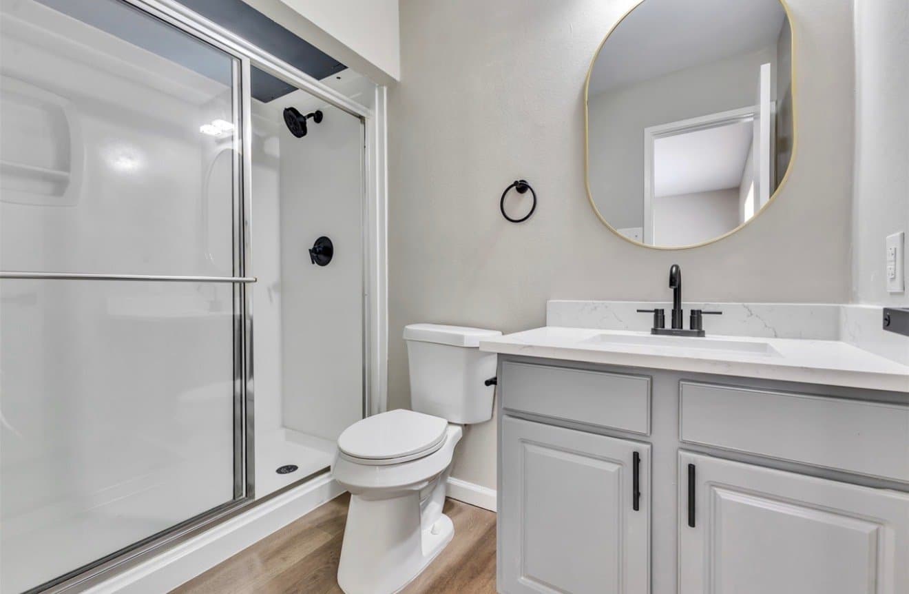 spring House: 22926 millgate dr