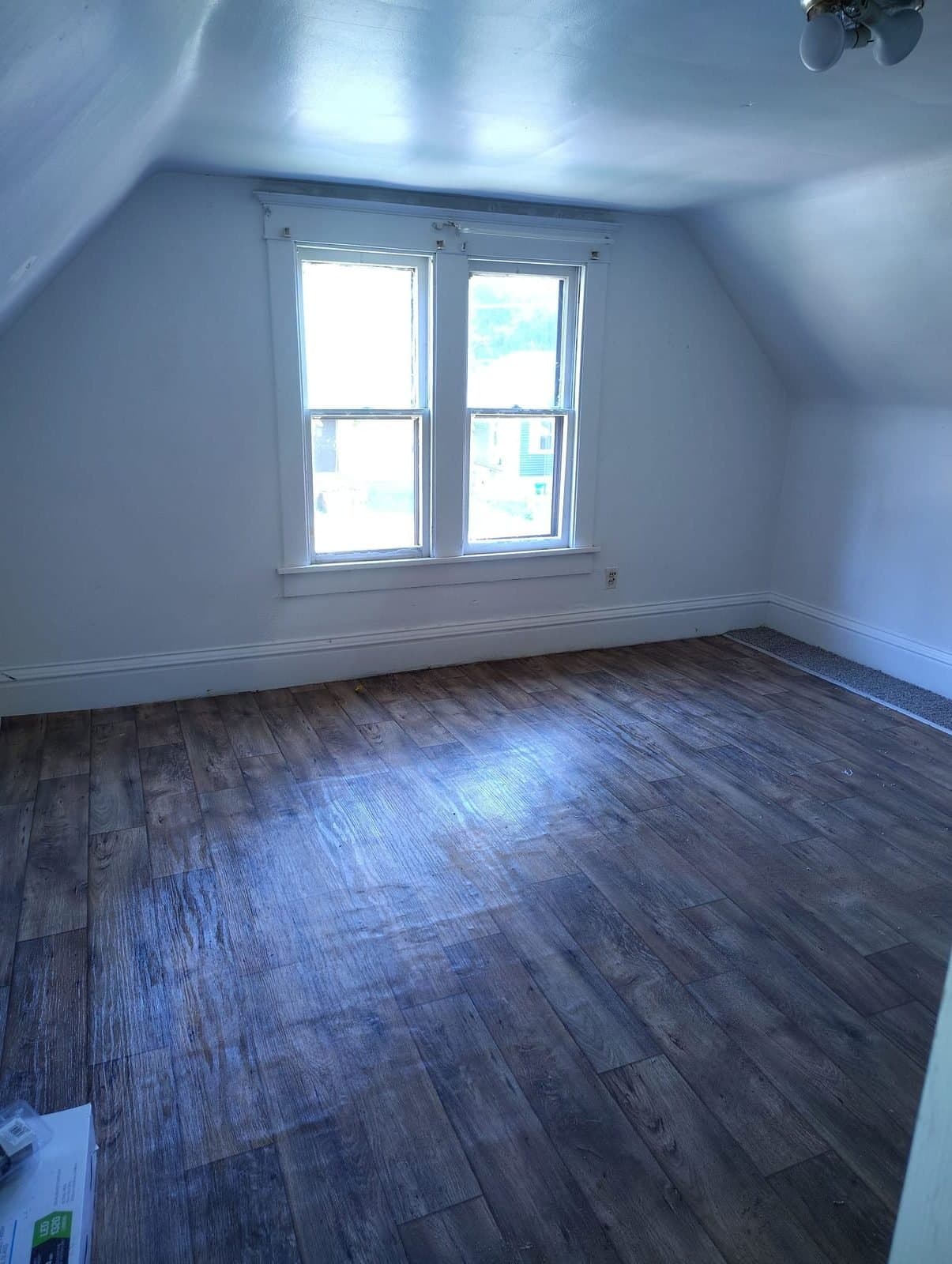 Peoria House: 2210 W Wiswall St