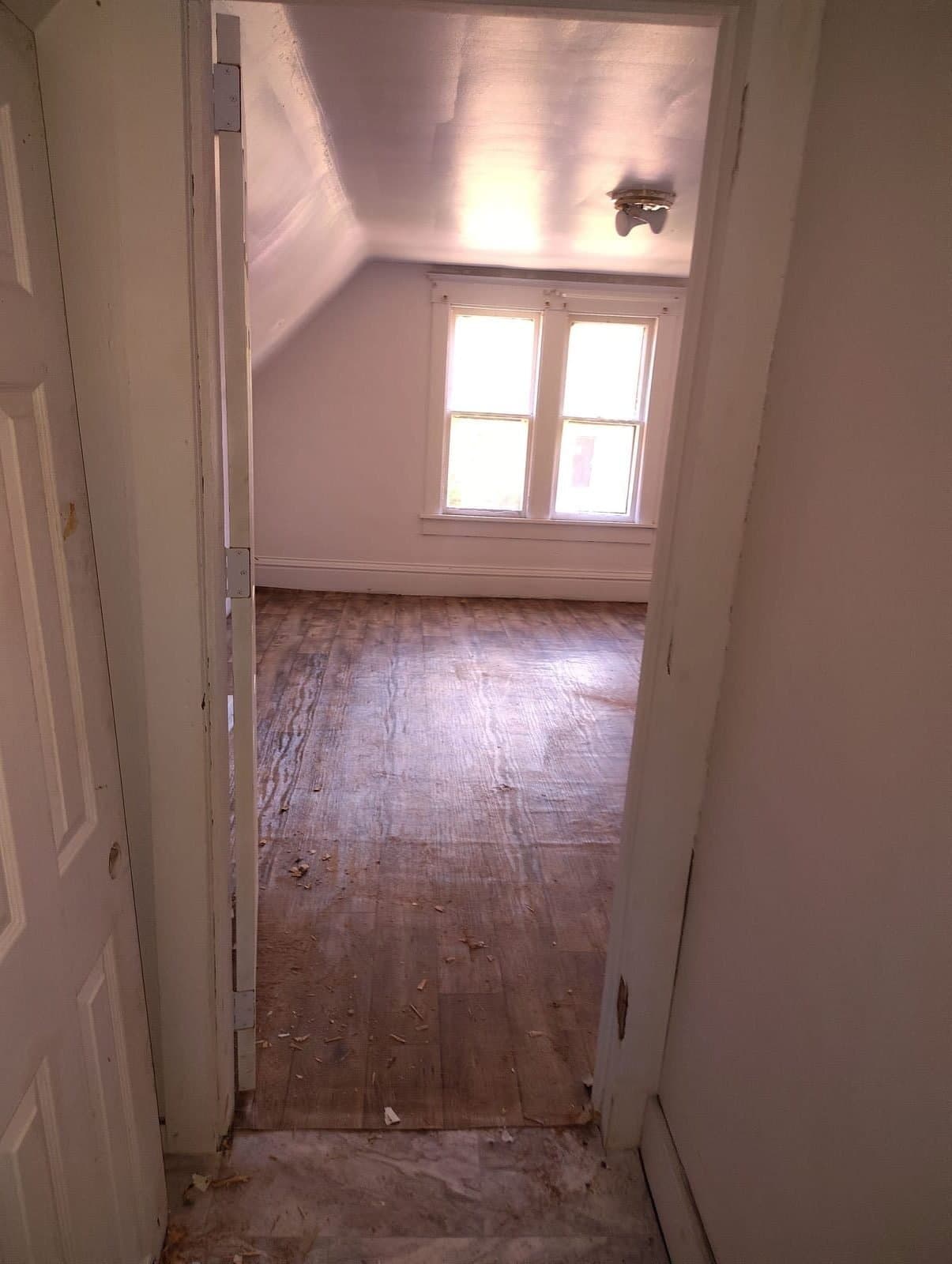 Peoria House: 2210 W Wiswall St