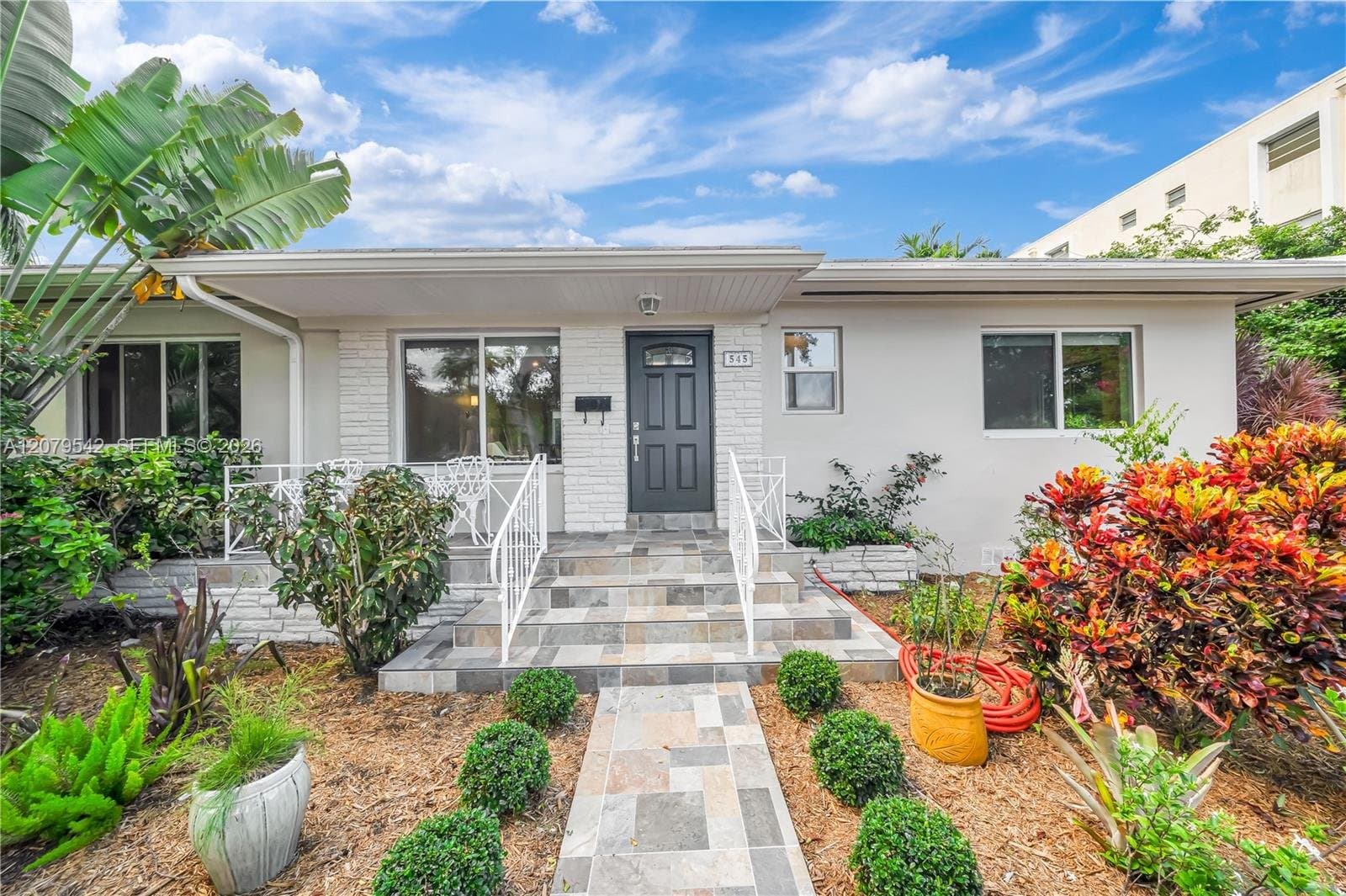 Coral Gables House: 3145 Segovia St