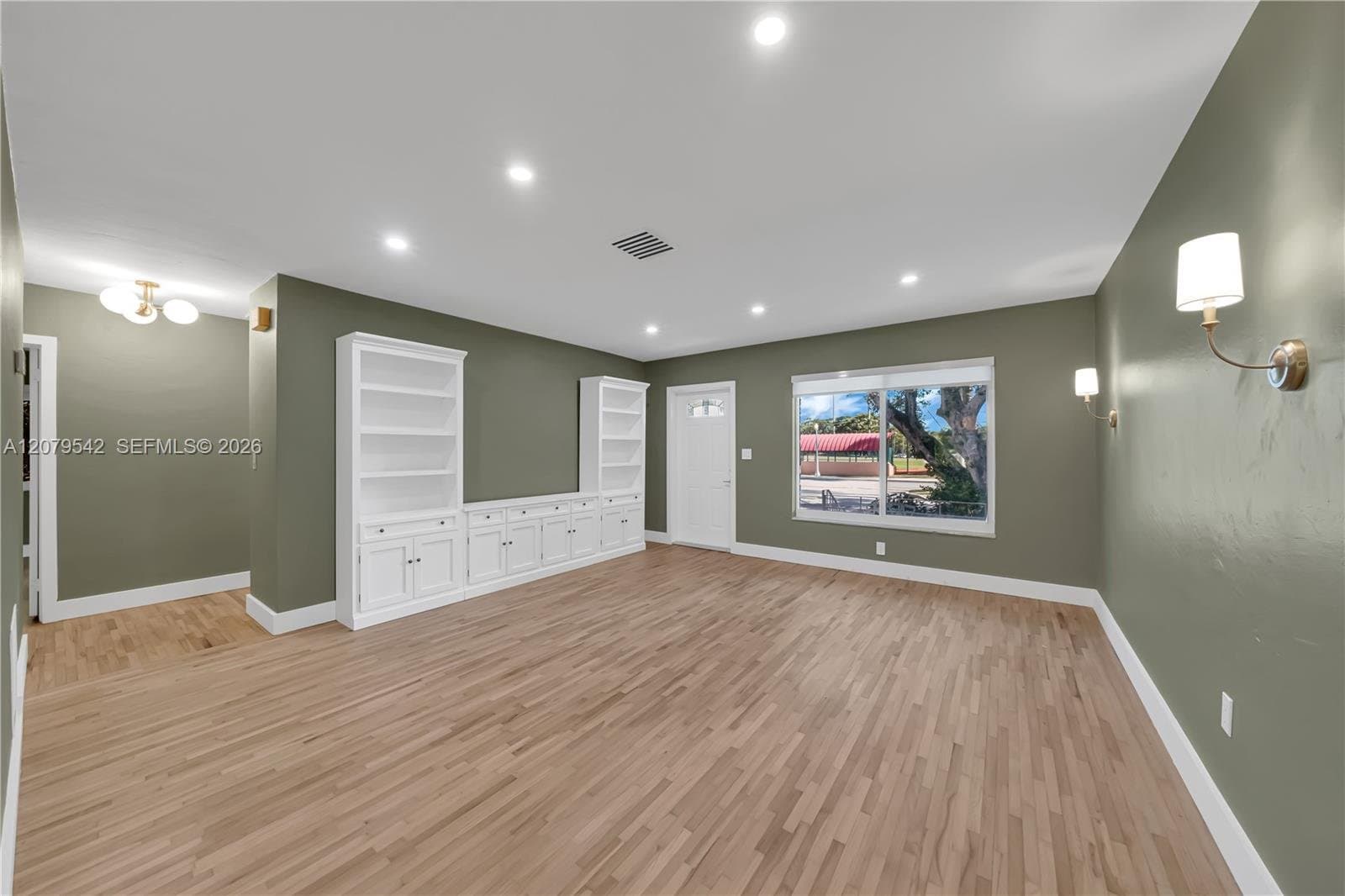 Coral Gables House: 3145 Segovia St