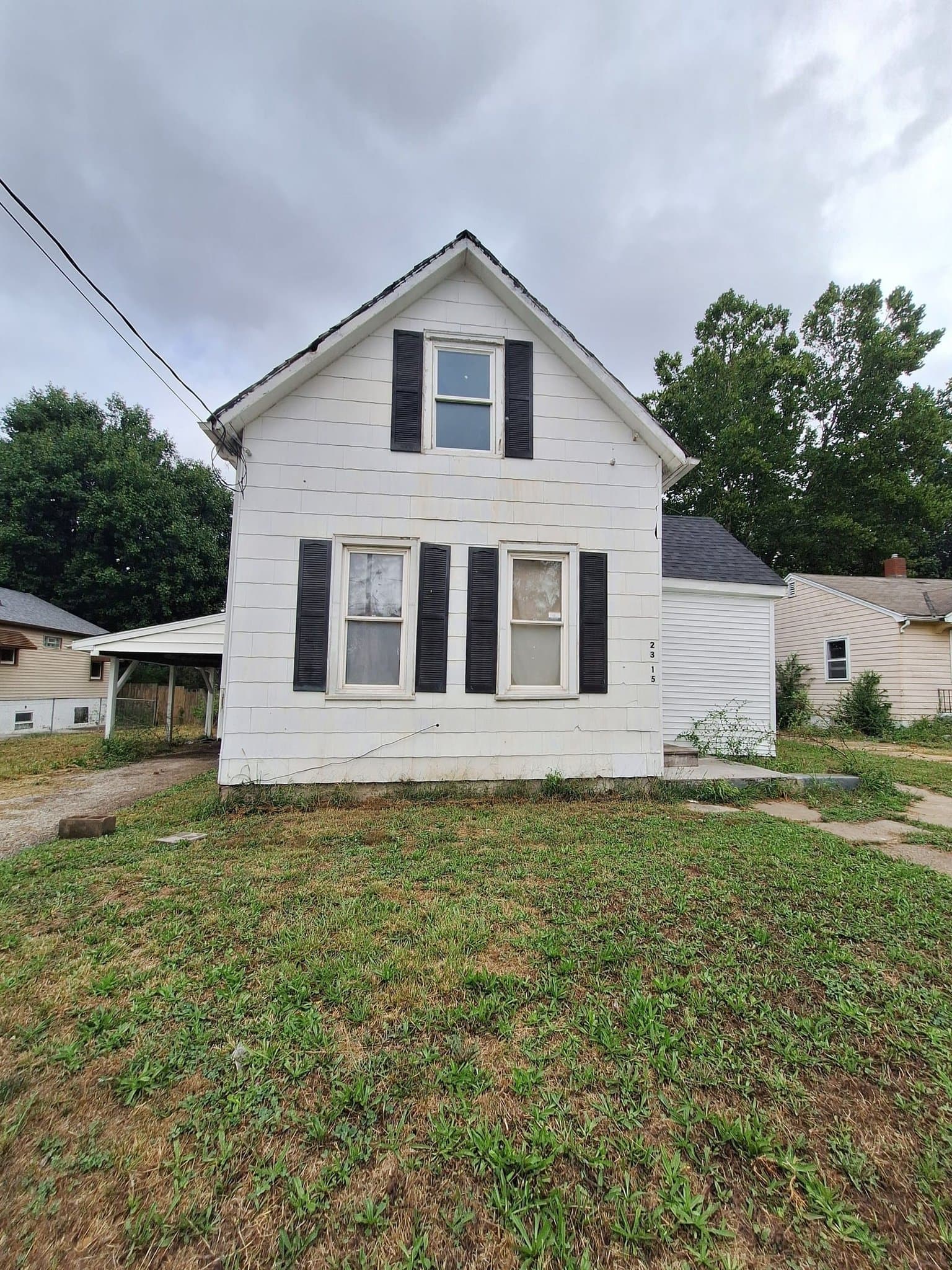 Peoria House: 2315 W Ann St
