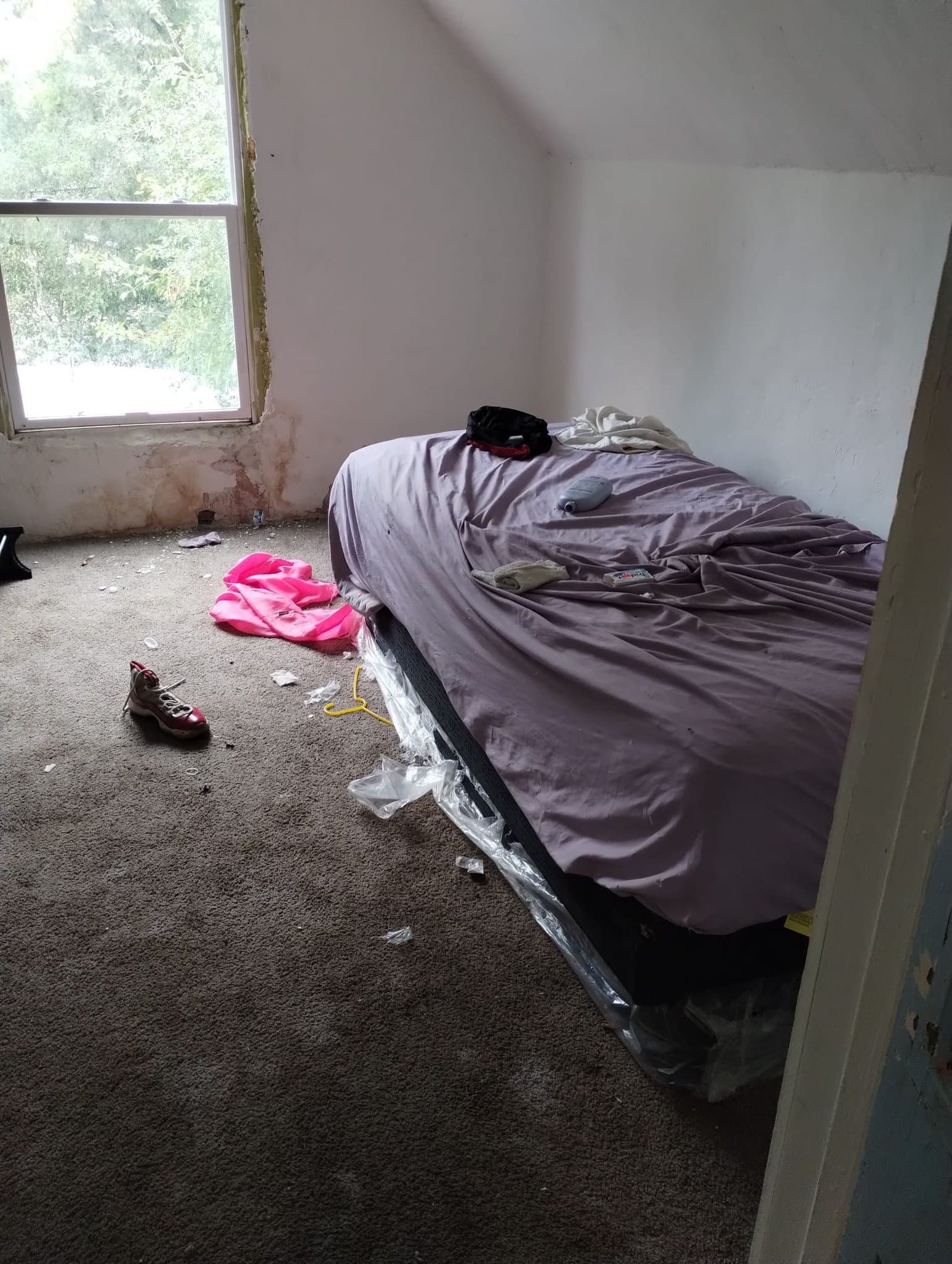 Peoria House: 2315 W Ann St